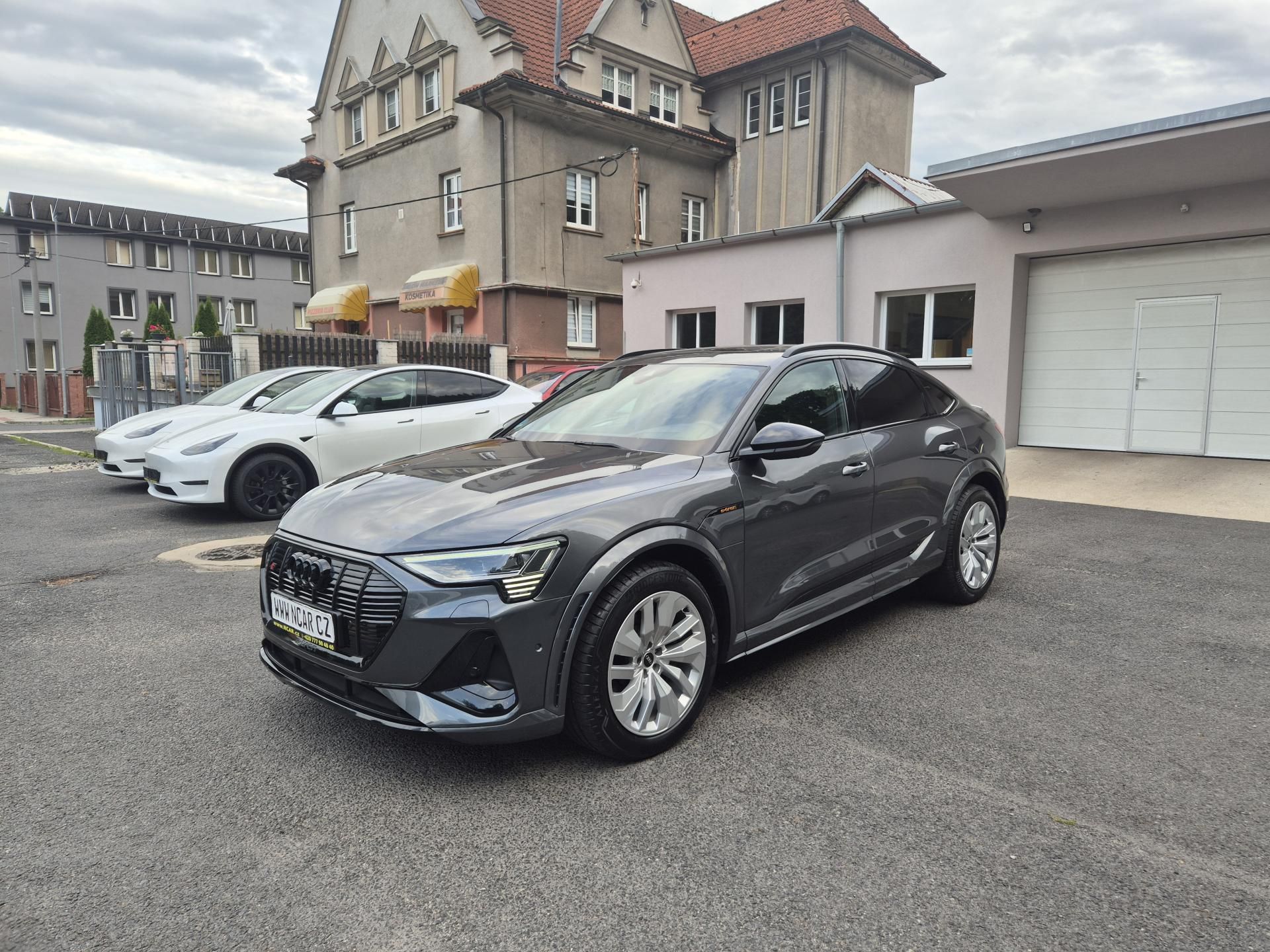 Audi e-tron, SPORTBACK S 370kw SOH 97% - fotka 2