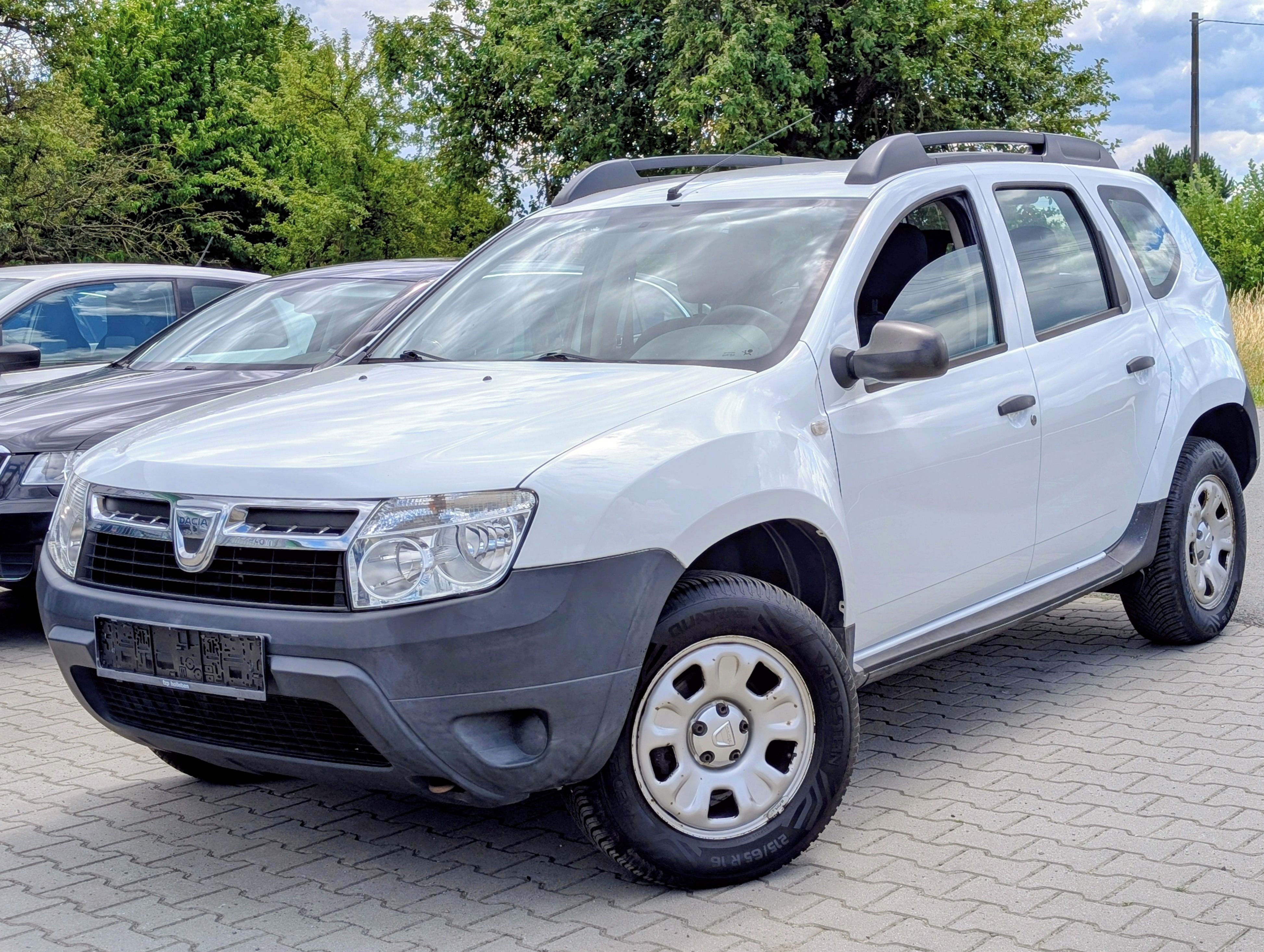 Dacia Duster, 1.6i 77kW WEBASTO JEN 127TKM - fotka 2