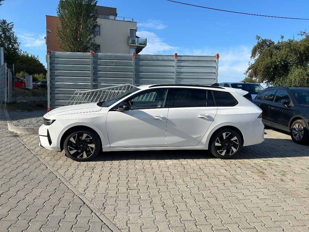 Opel Astra, ST Edition 1,2 Turbo 107kW AT - fotka 2