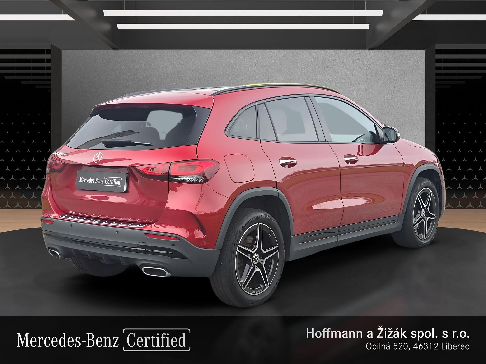 Mercedes-Benz GLA, 250 e AMG s PLUG-IN HYBRIDNÍ T - fotka 5