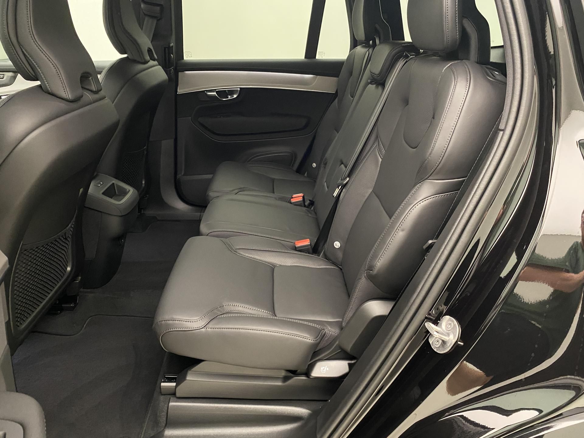 Volvo XC90, B5 AWD AUT BLACK EDITION PLUS - fotka 6