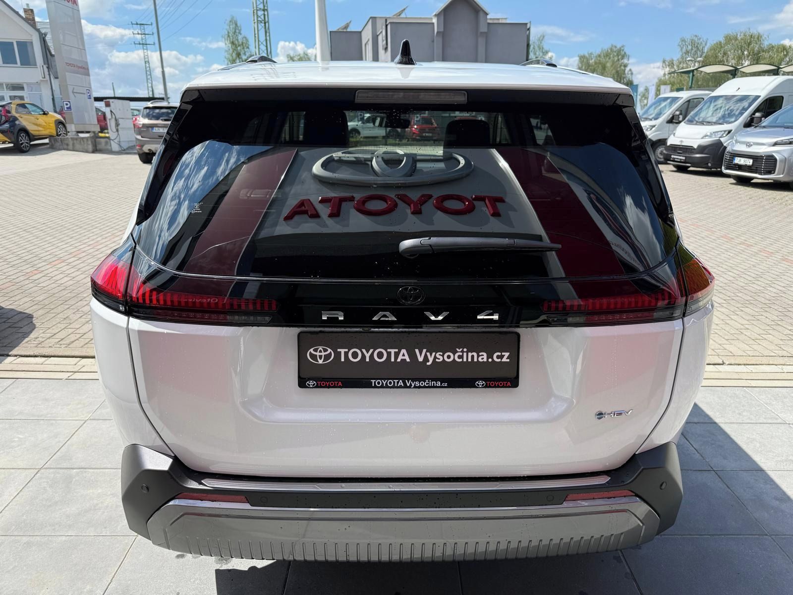 Toyota Rav4, 2.5PHEV 309PS4x4 ExecutiveSky - fotka 6