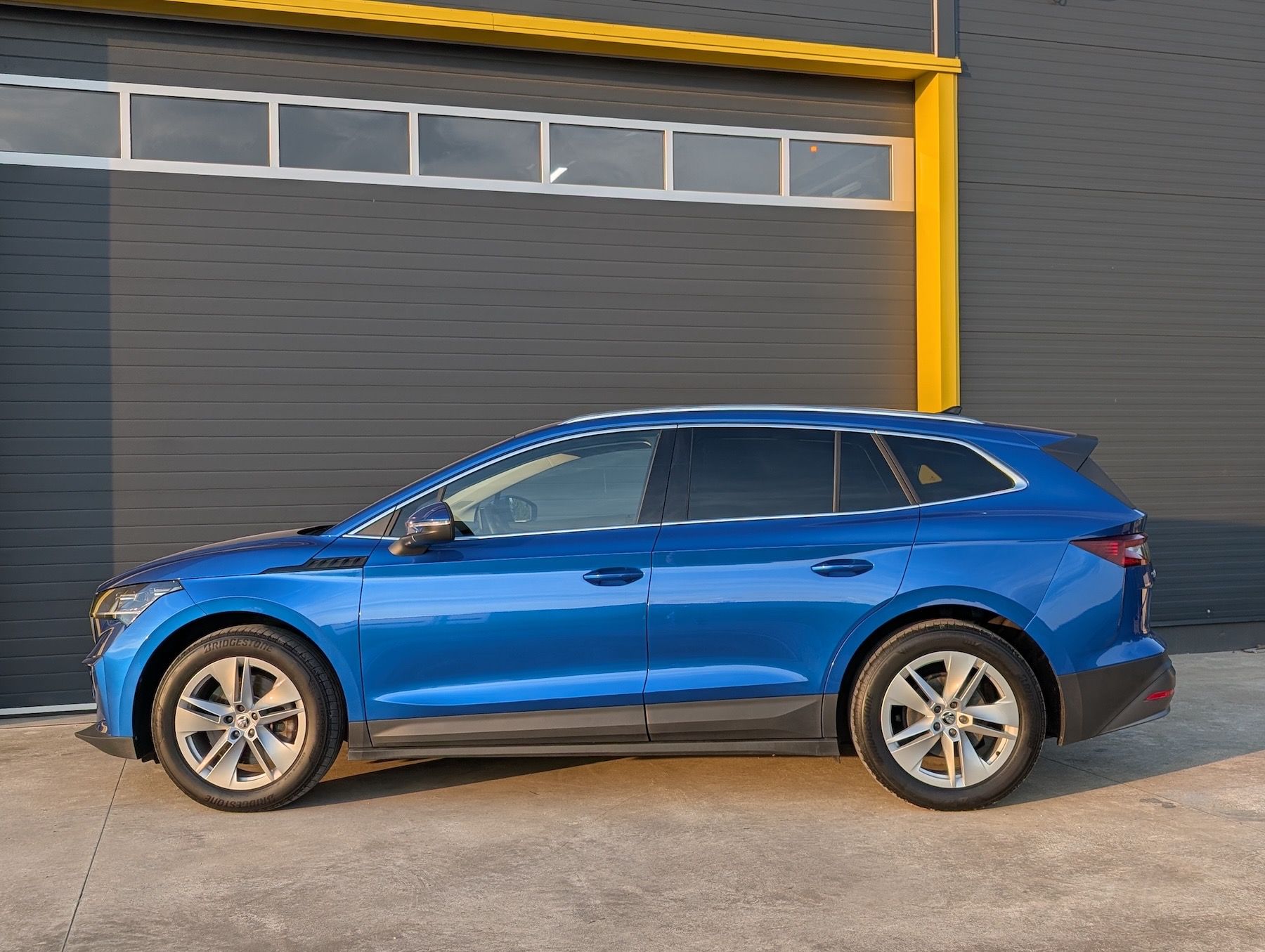 Škoda Enyaq, 150 kW, Matrix, ACC, SoH 95,3% - fotka 5