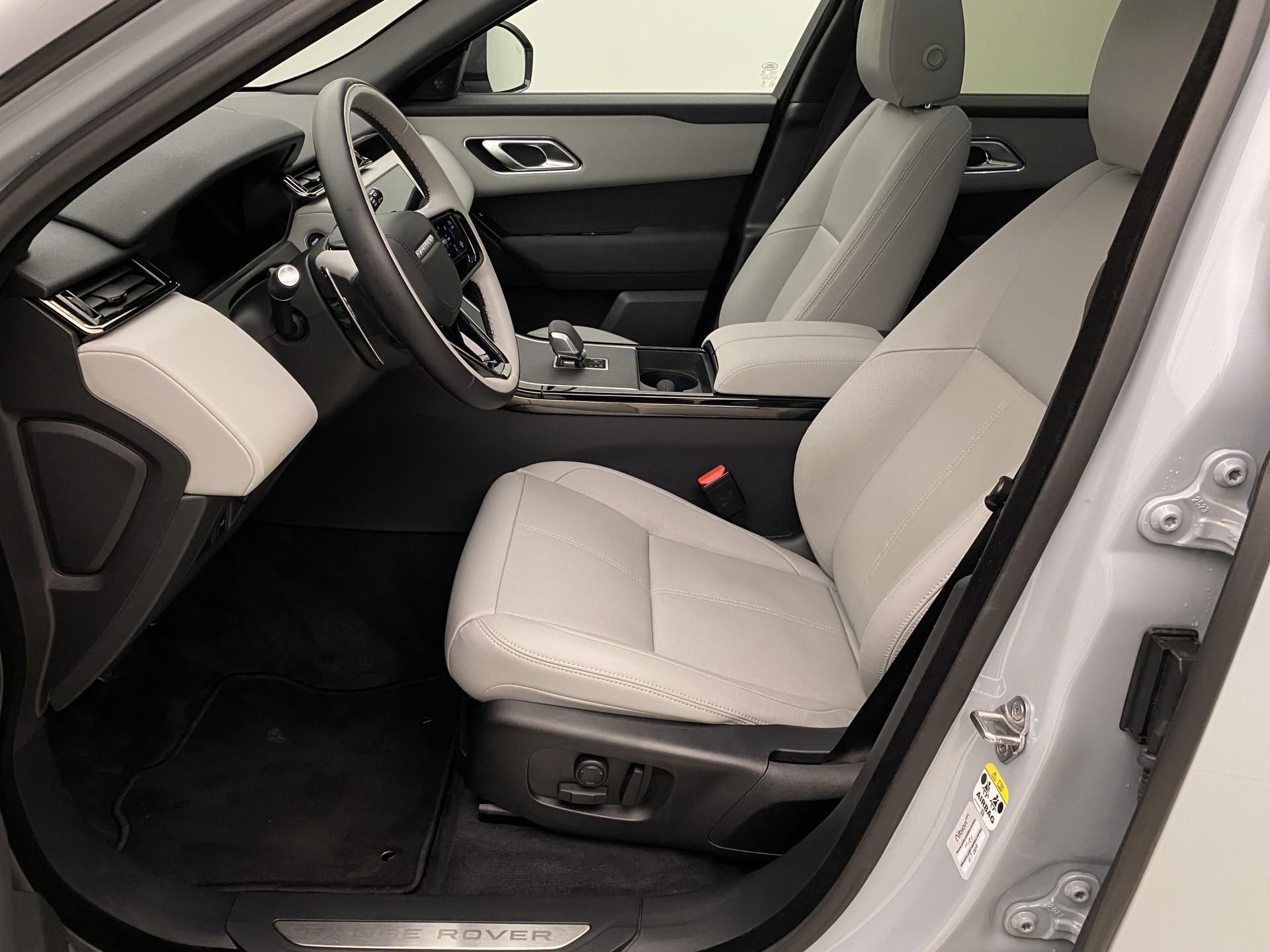 Land Rover Range Rover Velar, D300 DYNAMIC SE AWD AUT - fotka 3