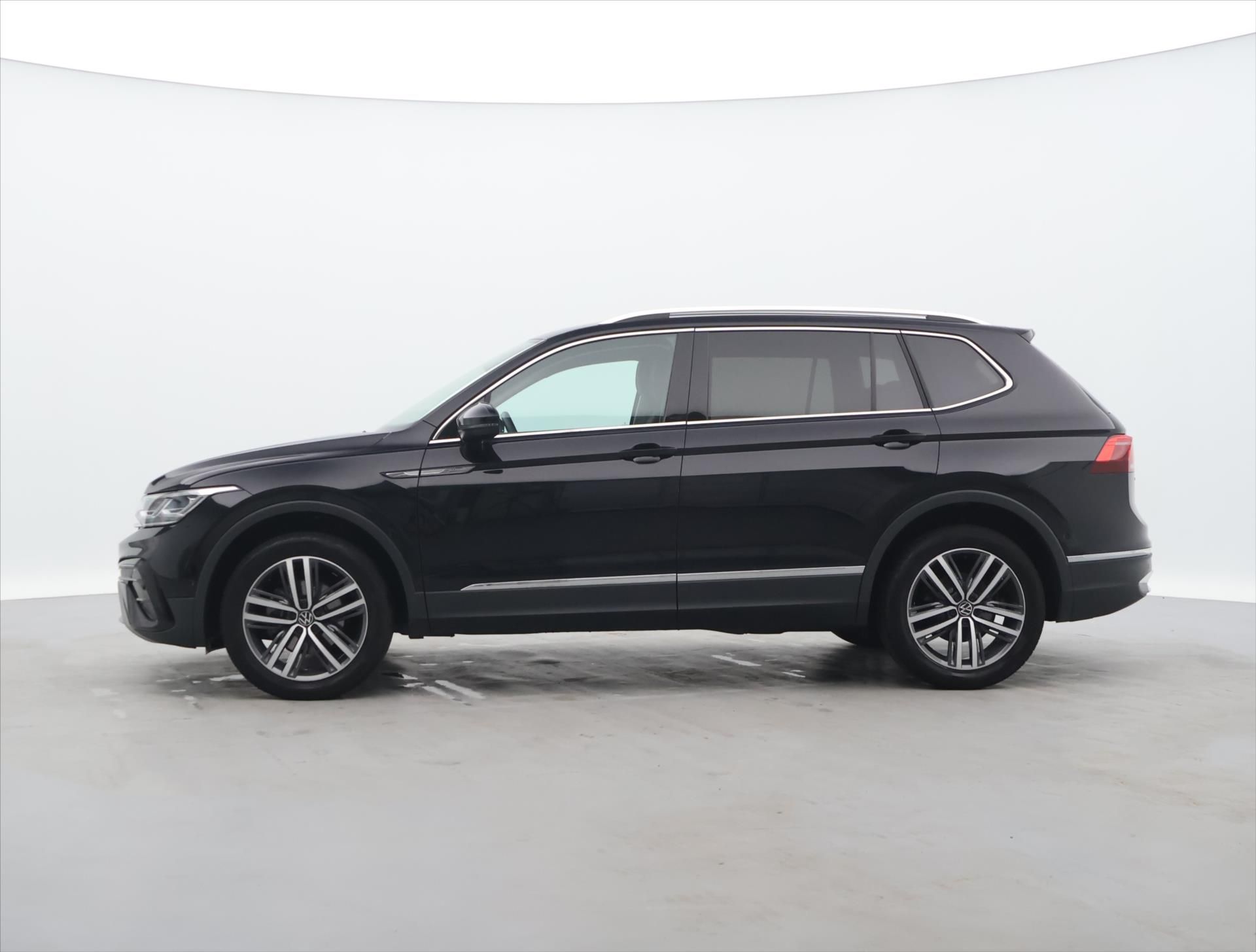 Volkswagen Tiguan Allspace, 2,0 TDI DSG 4M CZ Elegance DPH - fotka 4