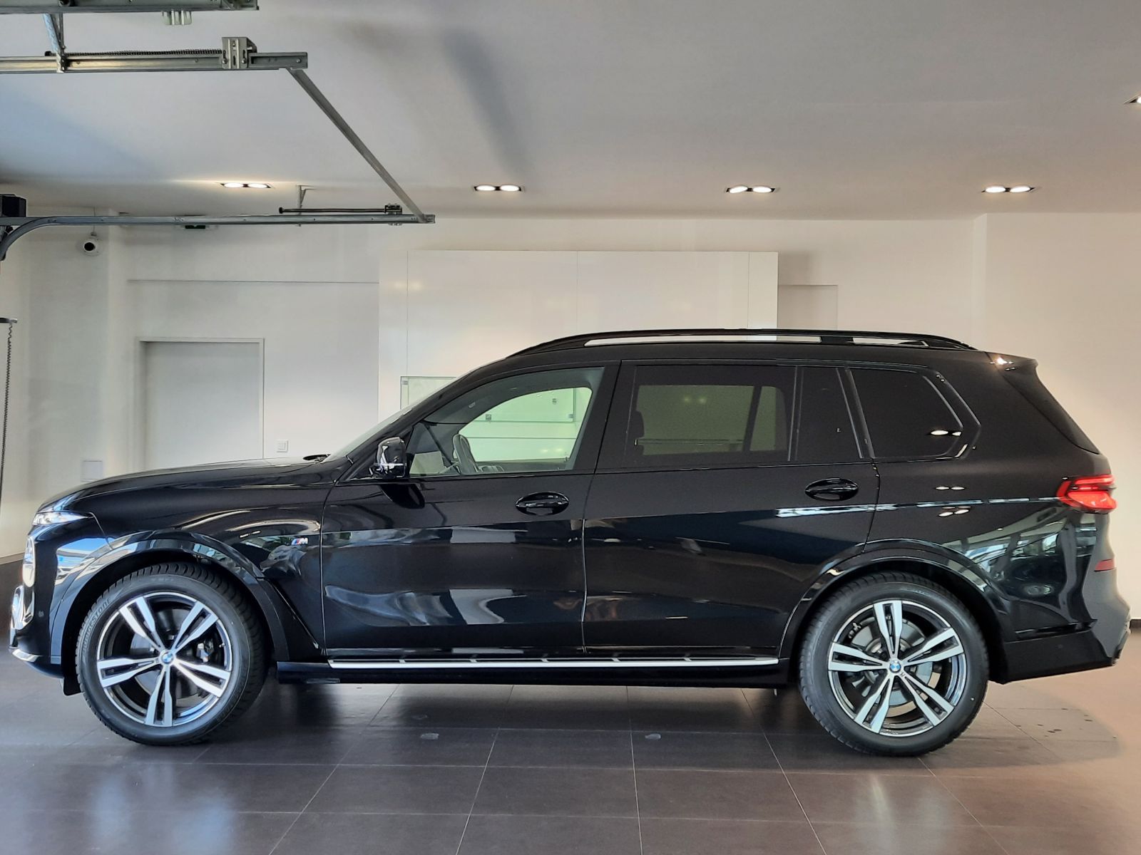 BMW X7, xDrive 40d M Sport - fotka 3