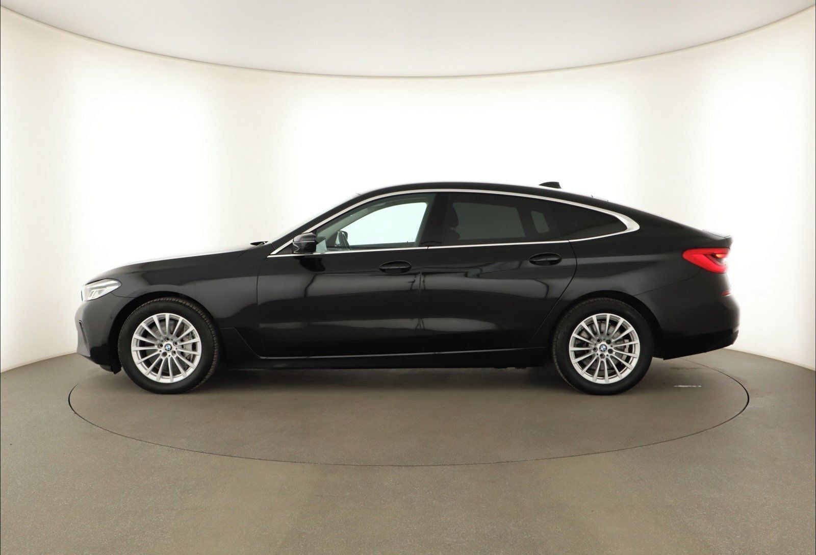 BMW Řada 6, 640i xDrive GT - fotka 2