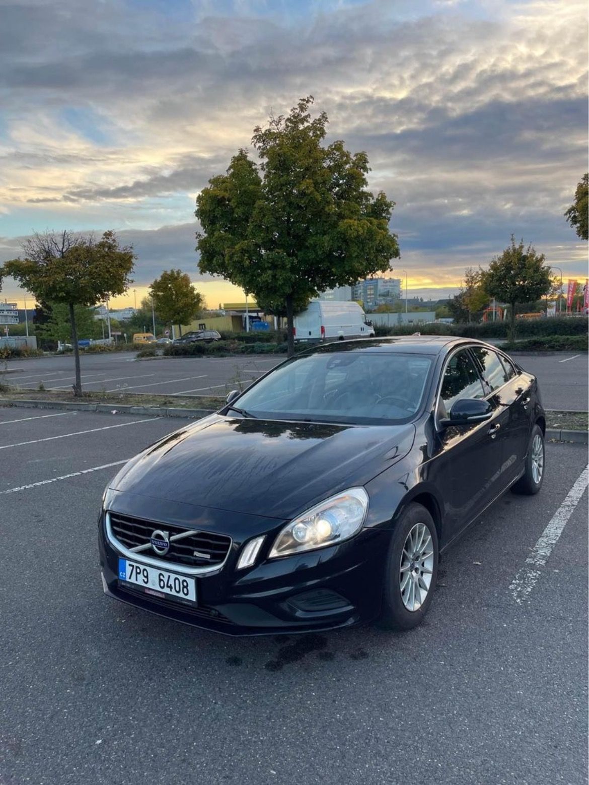 Volvo S60, 1.6 t4 - fotka 2