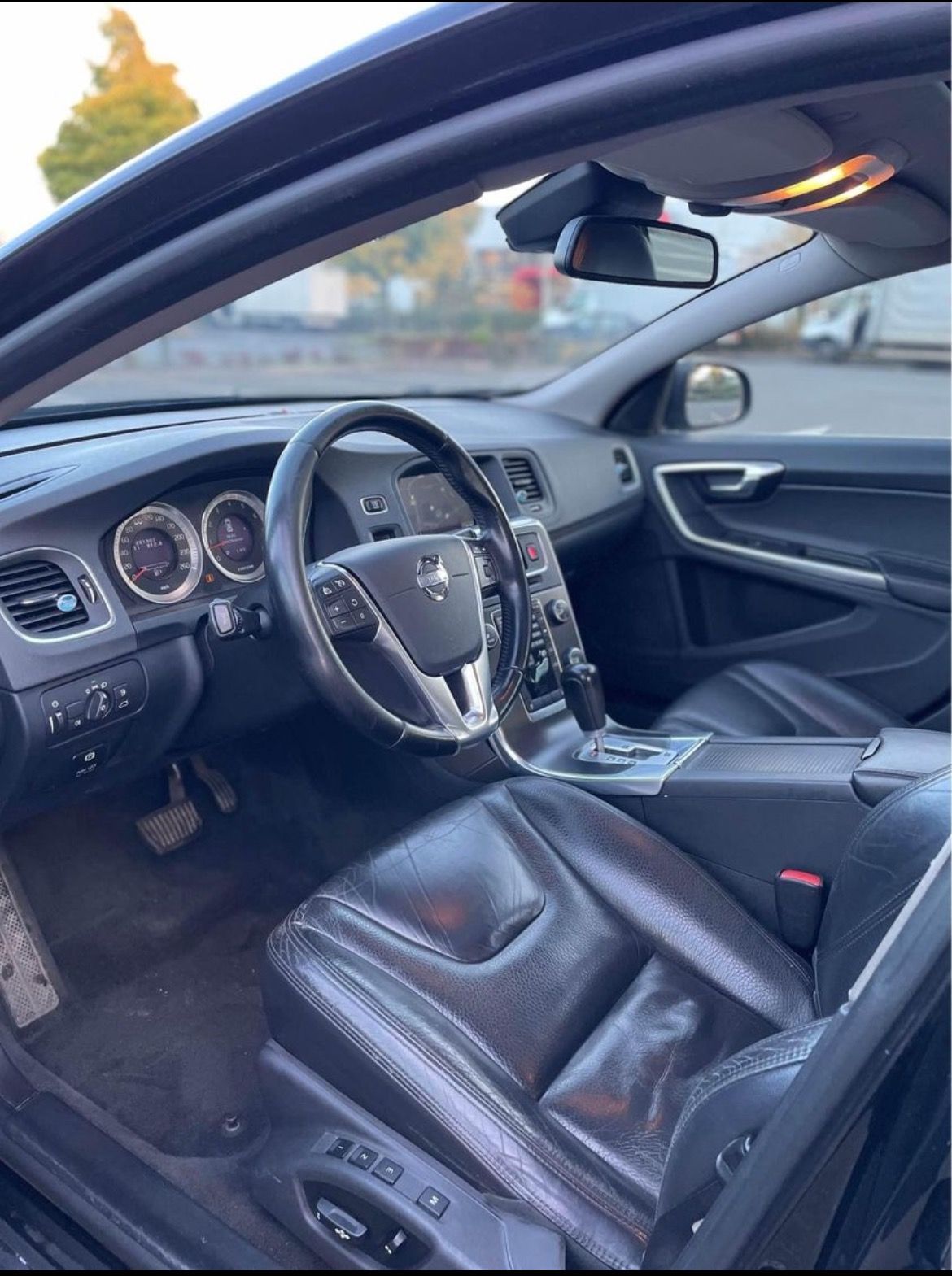 Volvo S60, 1.6 t4 - fotka 6