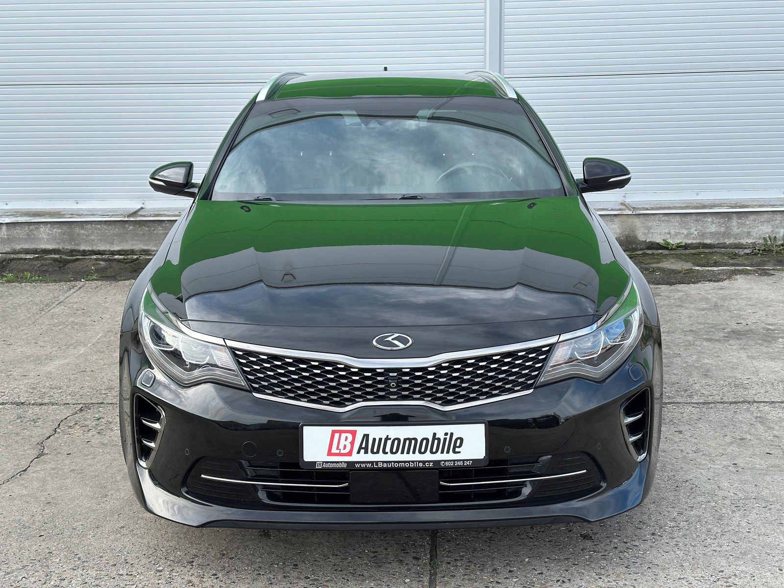 Kia Optima, 2.0T GT AT PANORAMA Kůže ALU20 - fotka 2