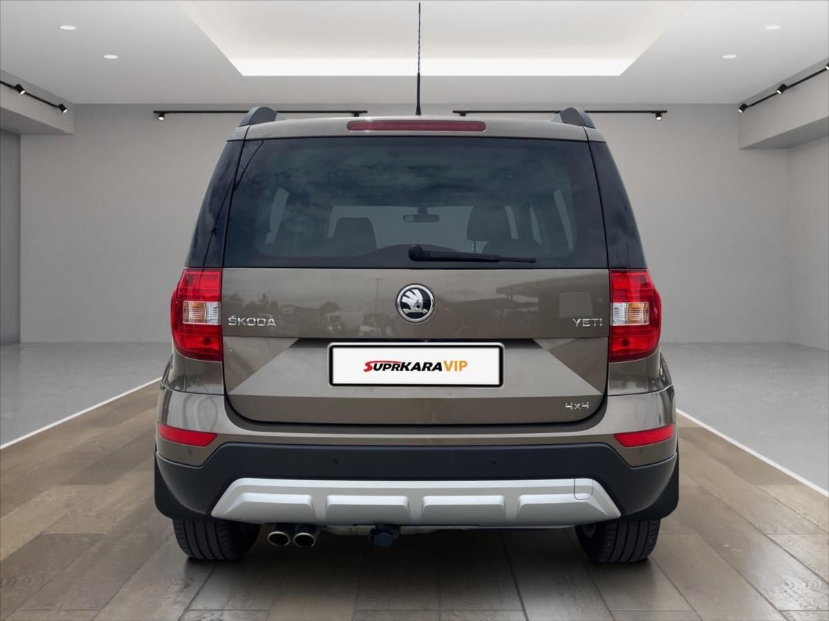 Škoda Yeti, 2,0 TDi DSG 4x4 Webasto*Panor. - fotka 6