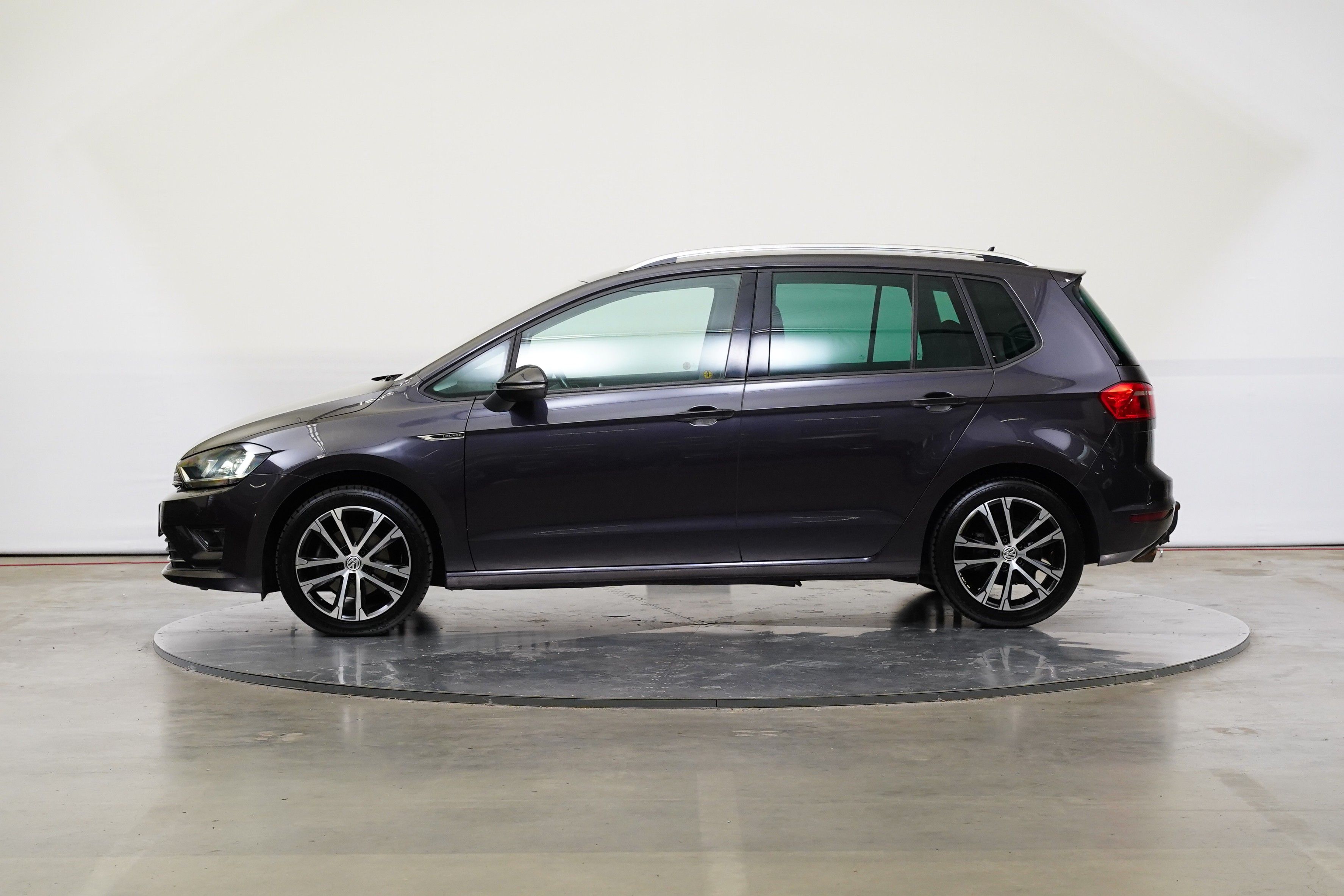 Volkswagen Golf, 1.4 TSI 92 kW DSG Lounge - fotka 3