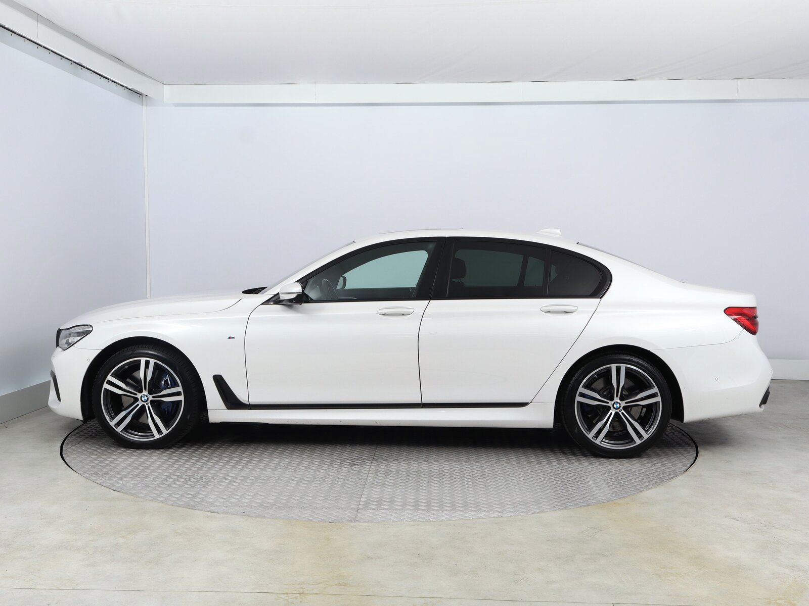 BMW Řada 7, 740d xDrive, 4X4, Automat - fotka 3