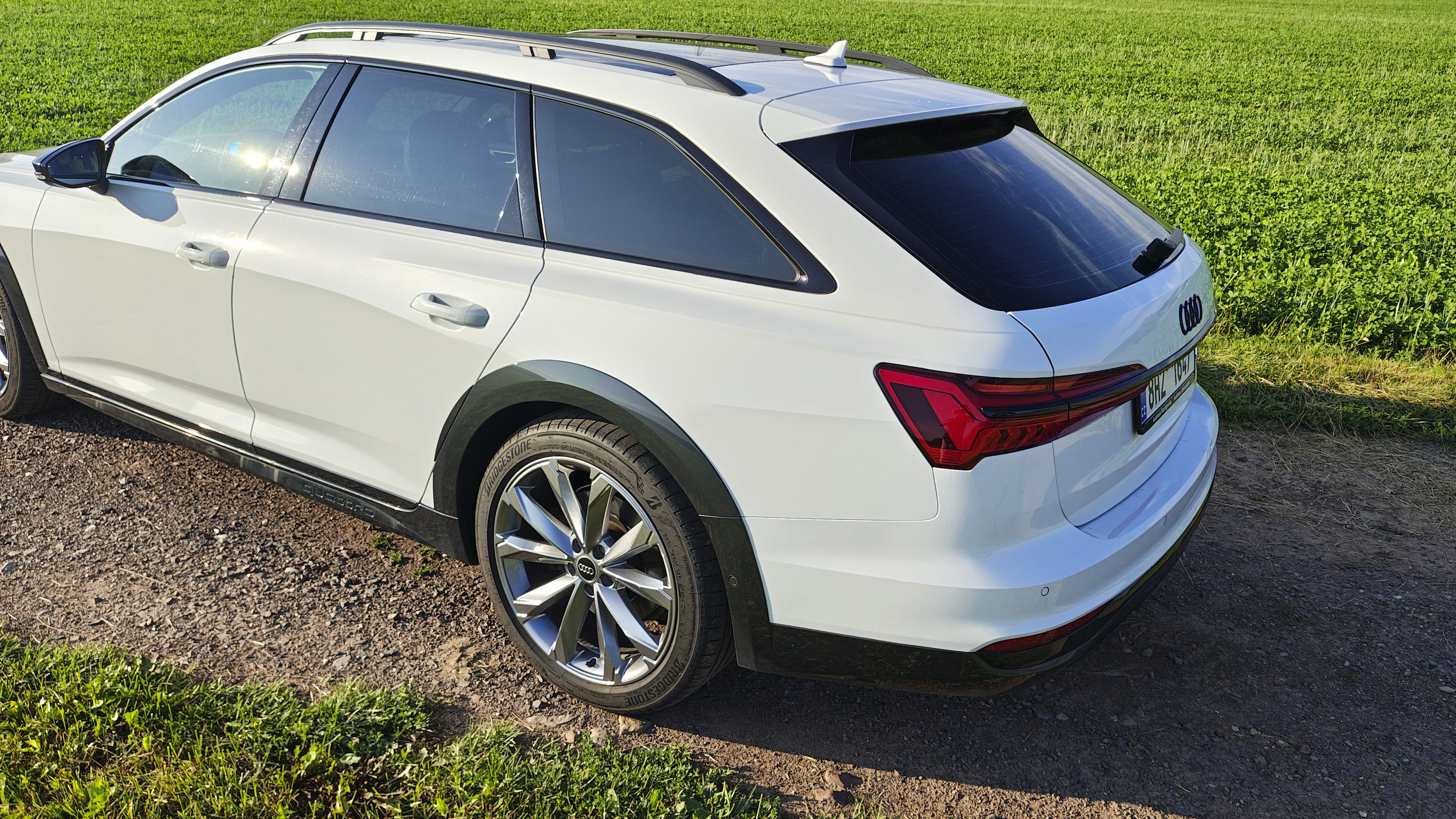 Audi A6 allroad, 50TDI, 210kW HD Matrix - fotka 2