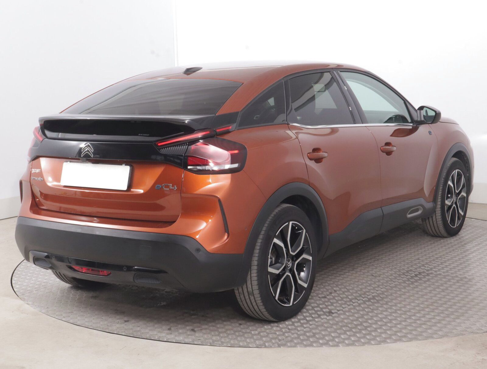 Citroën ë-C4, 50 kWh, SoH 90%, Automat - fotka 5
