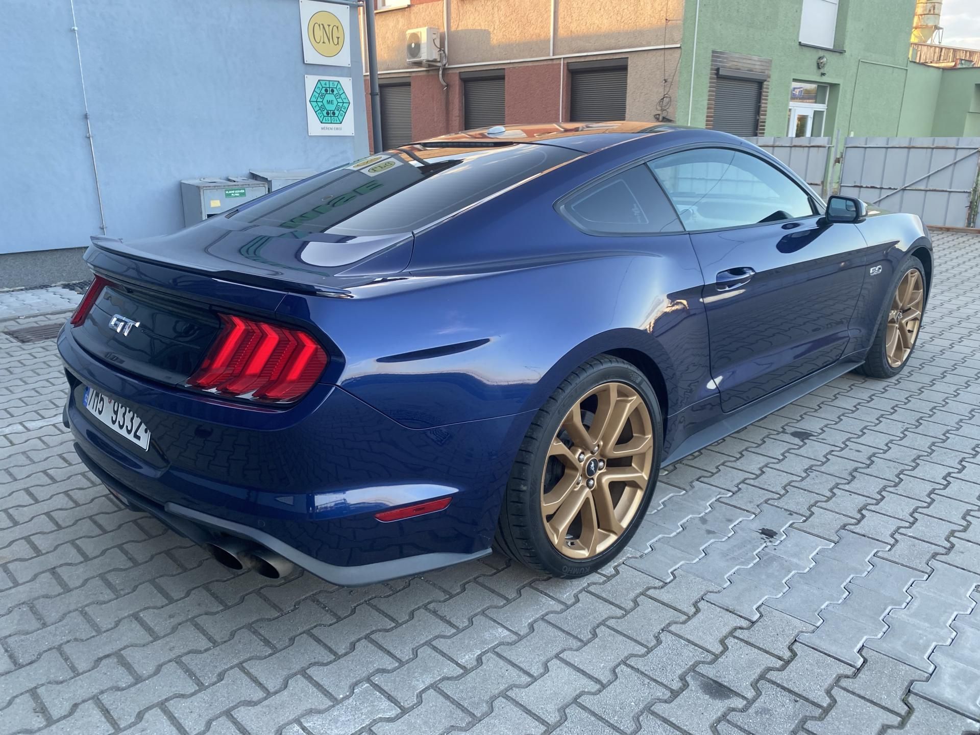 Ford Mustang, GT 5,0 V8 - fotka 5