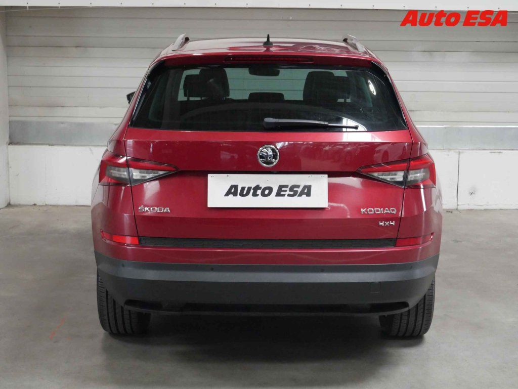 Škoda Kodiaq, 2.0TDi 4x4,Style,DSG,LED - fotka 5