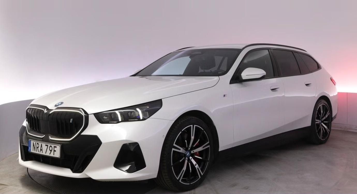 BMW i5, xDrive40 Touring M SoH 98% Kam