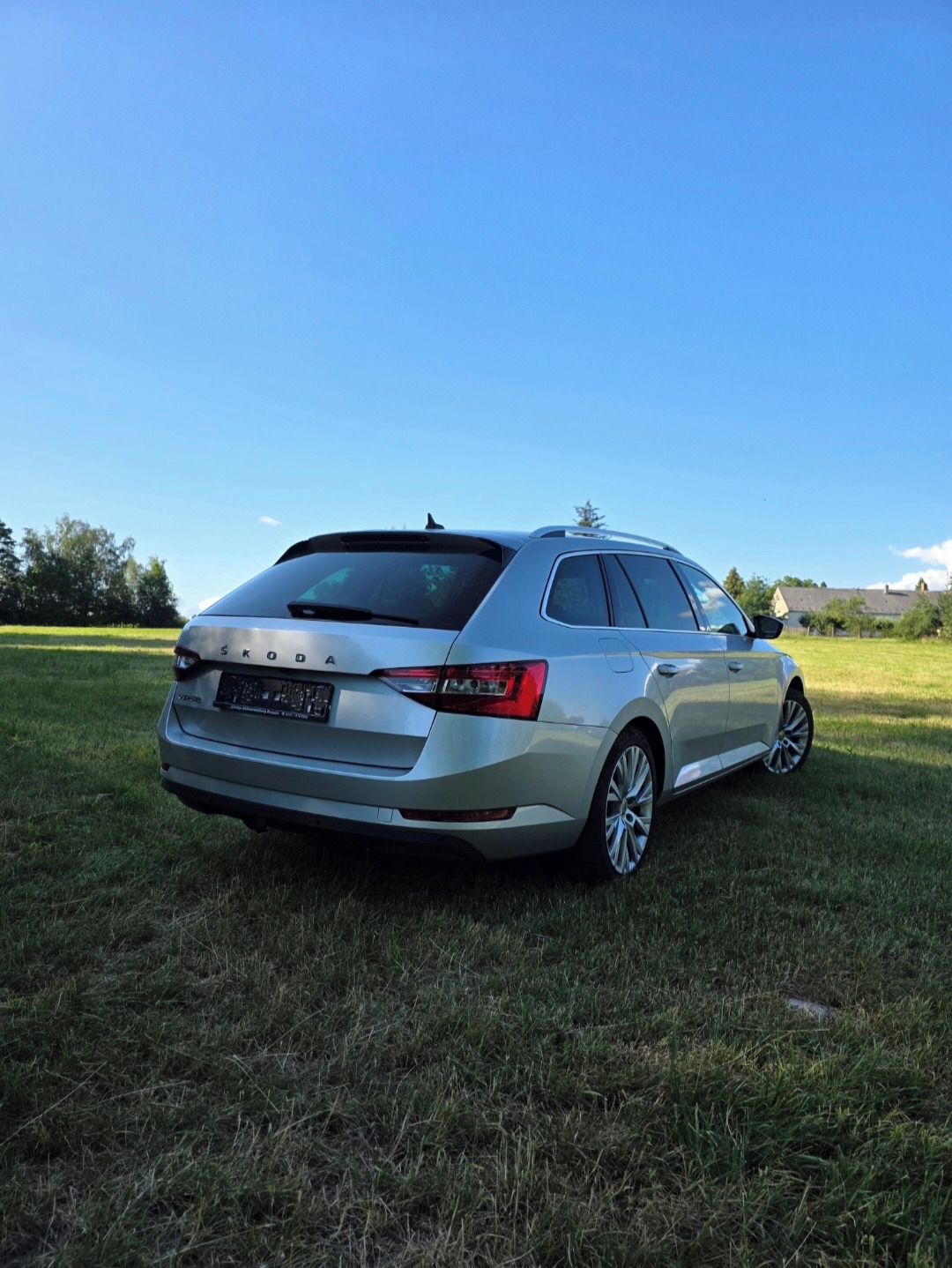 Škoda Superb, 2.0 TDI 110 kW DSG - fotka 4