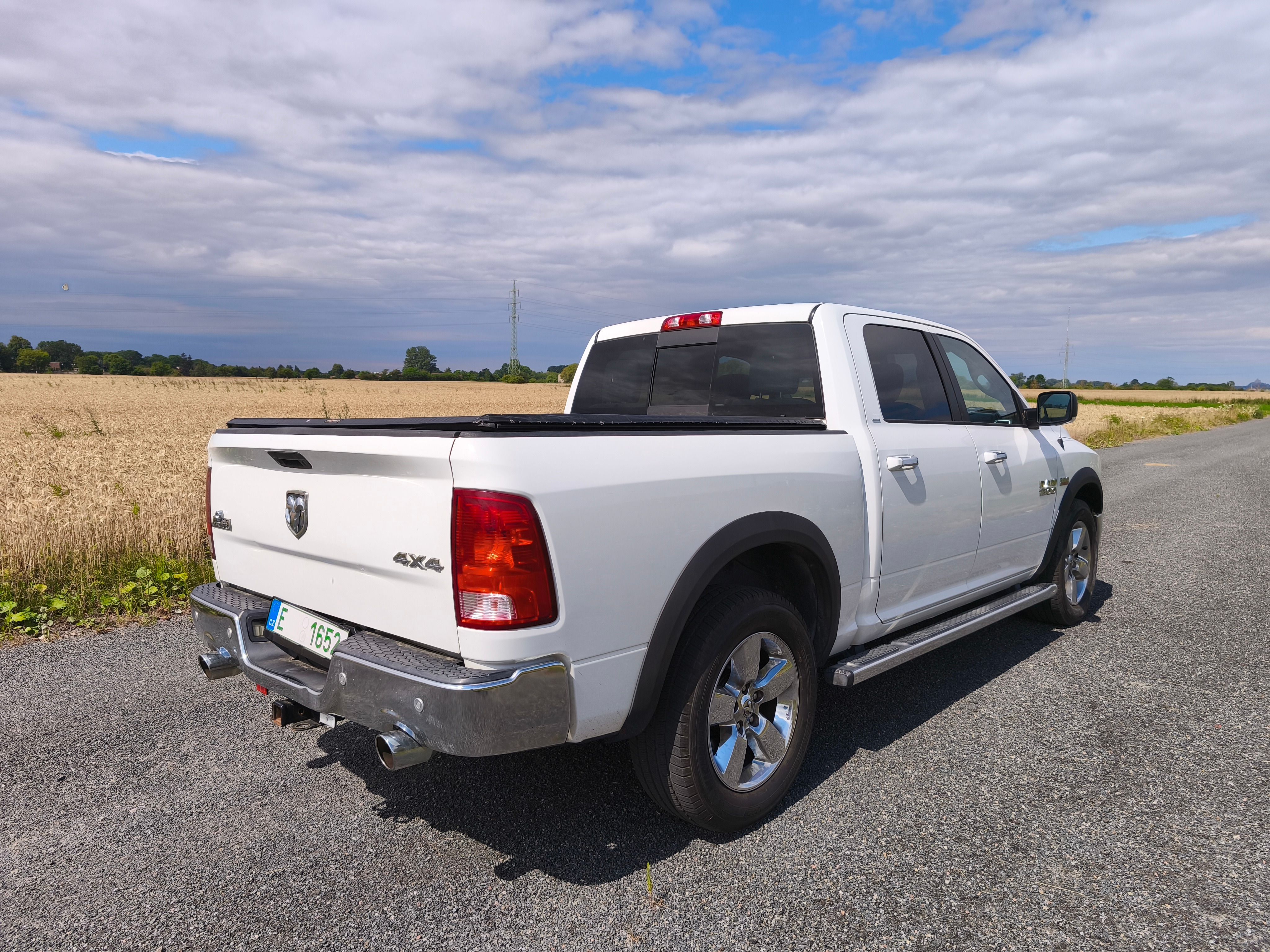 Dodge Ram, 4x4 BigHorn - fotka 4