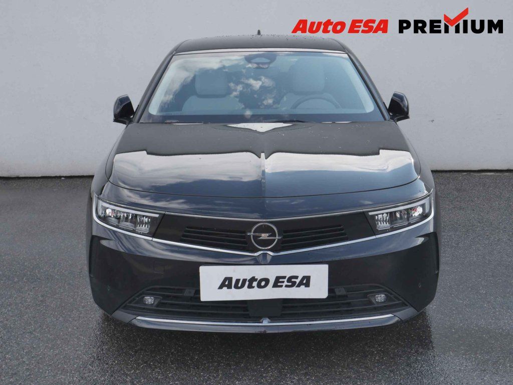Opel Astra, 1.2PT,1.maj,ČR,Elegance - fotka 2