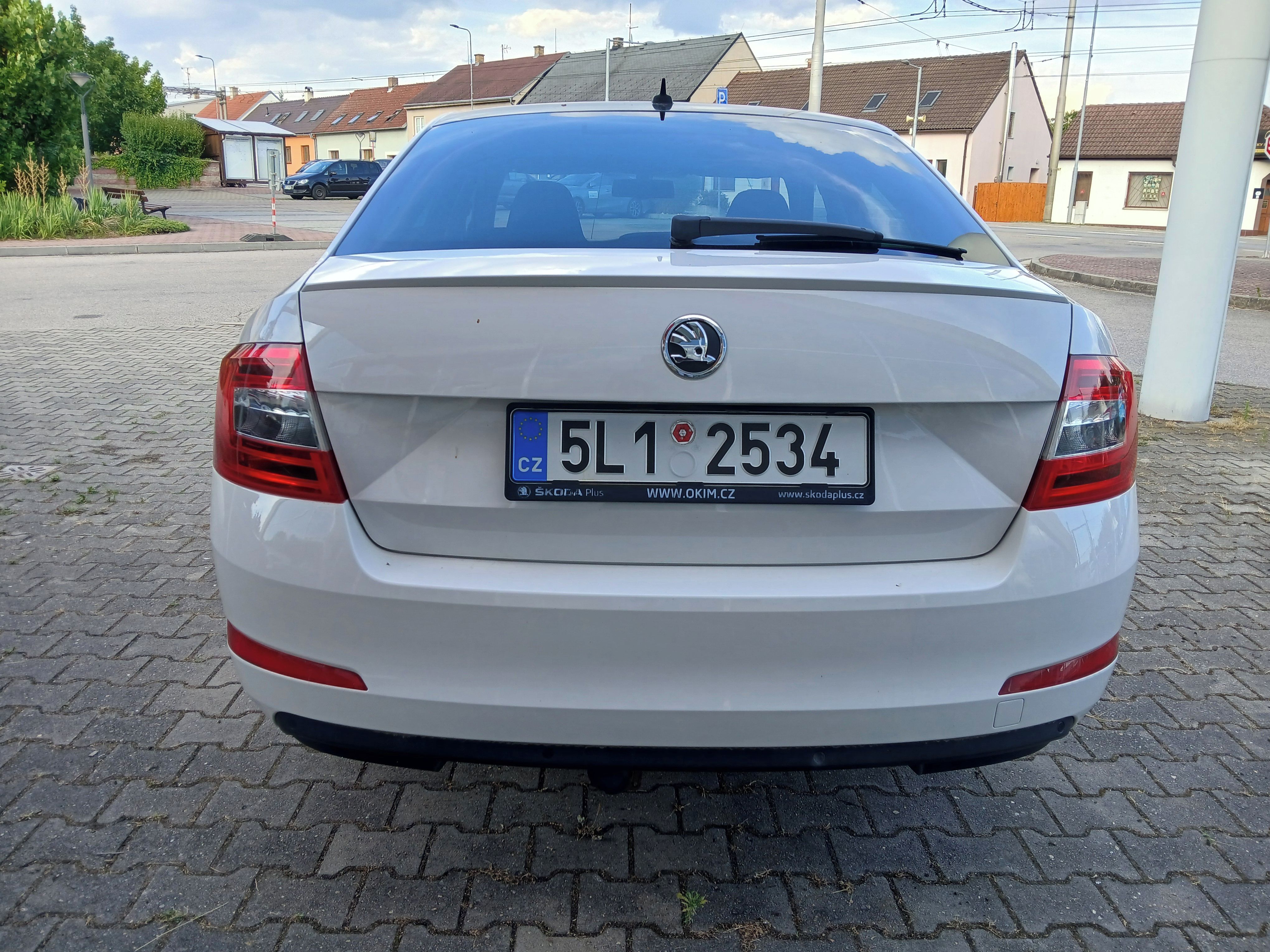 Škoda Octavia, 1.2TSI Elegance, 77kW, CZ - fotka 4
