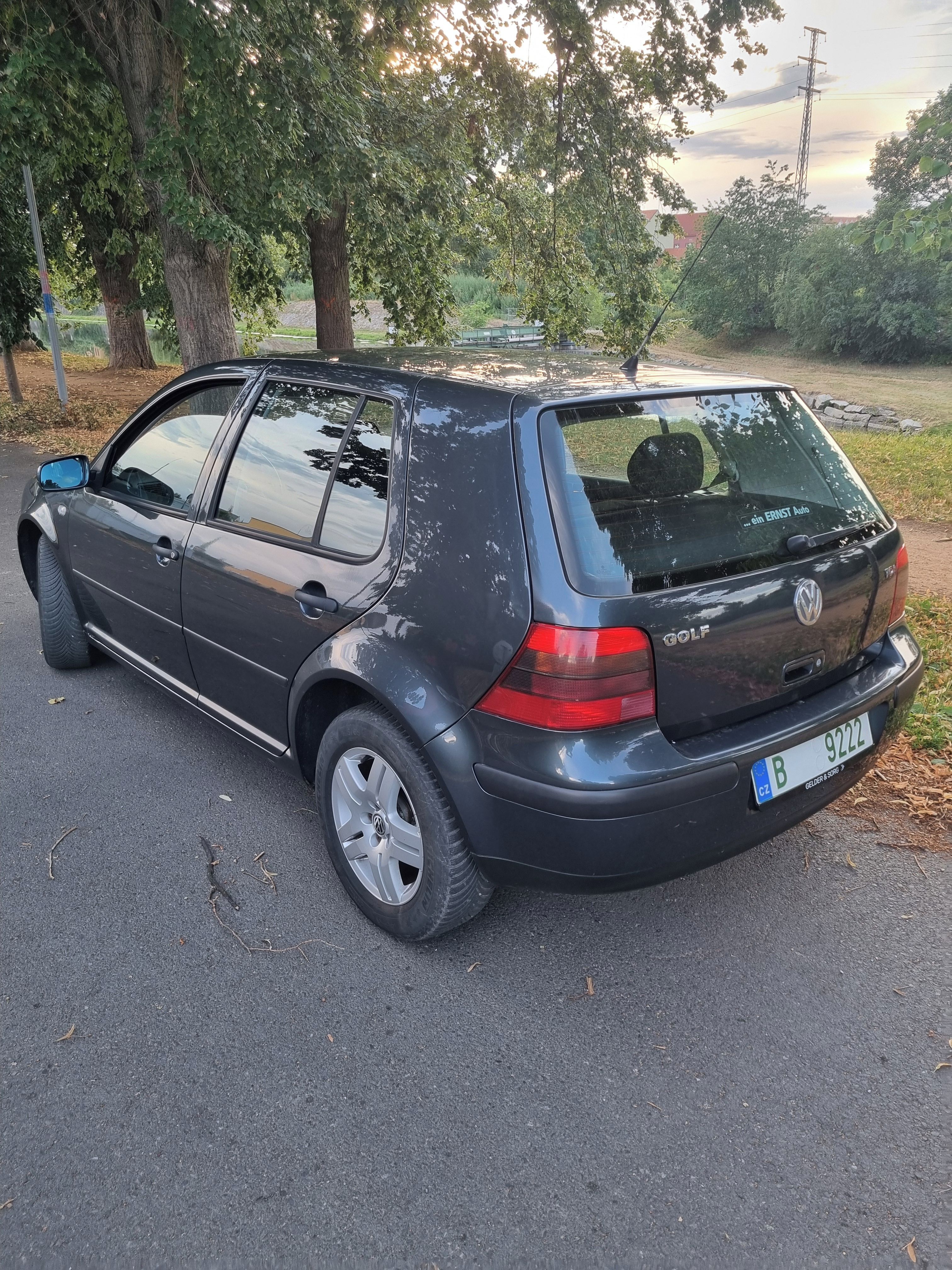 Volkswagen Golf, 1,9TDi, 74kW, 1.maj.!, TOP - fotka 4