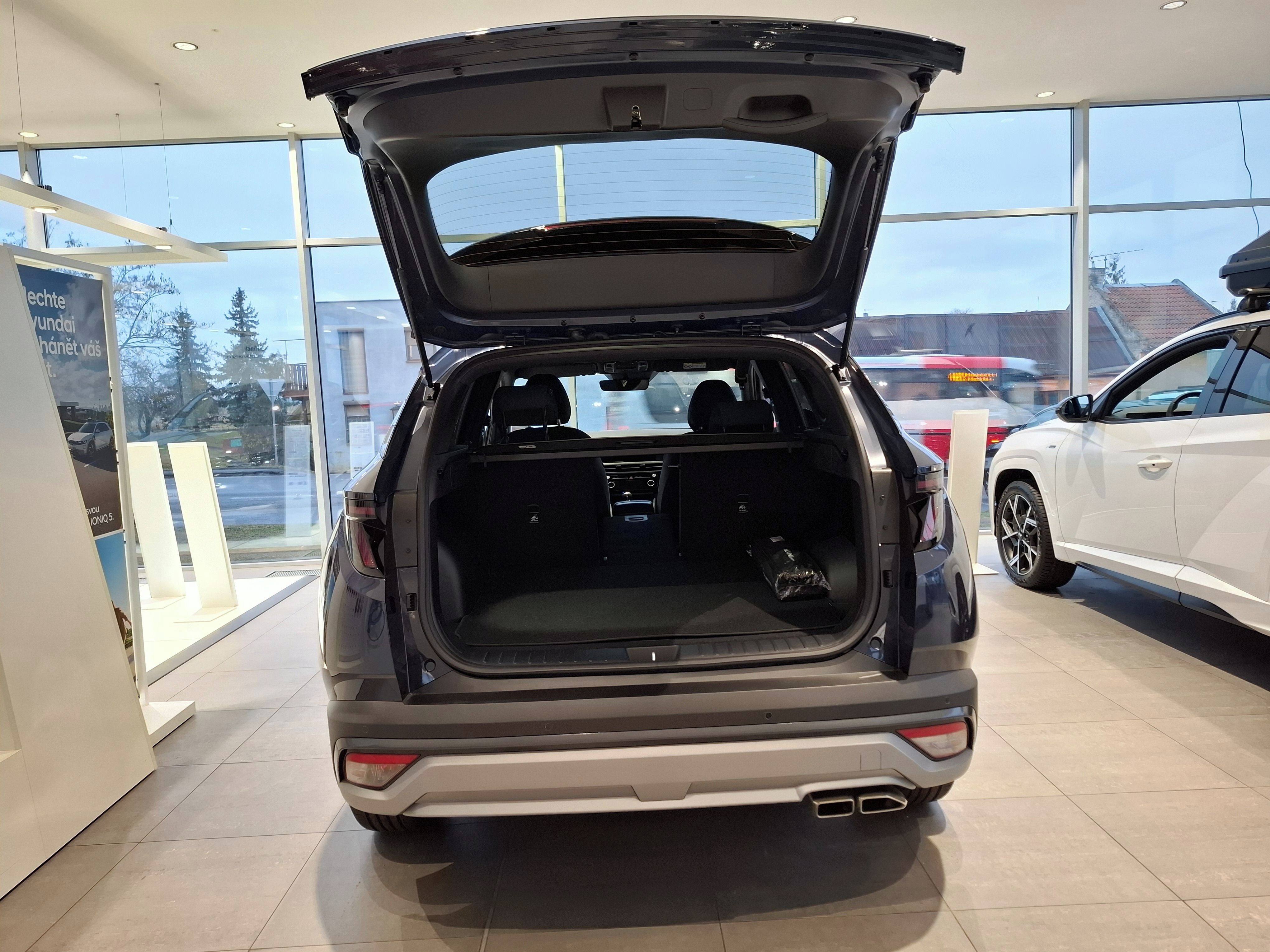 Hyundai Tucson, 1,6TGDI 110kW GO CZECH FWD MT - fotka 5