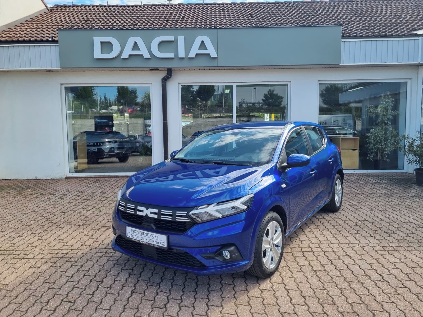 Dacia Sandero, Expression ECO-G100