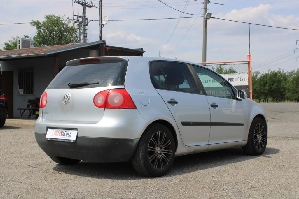 Volkswagen Golf, 1,4 i  DIG. KLIMA, ČR - fotka 5