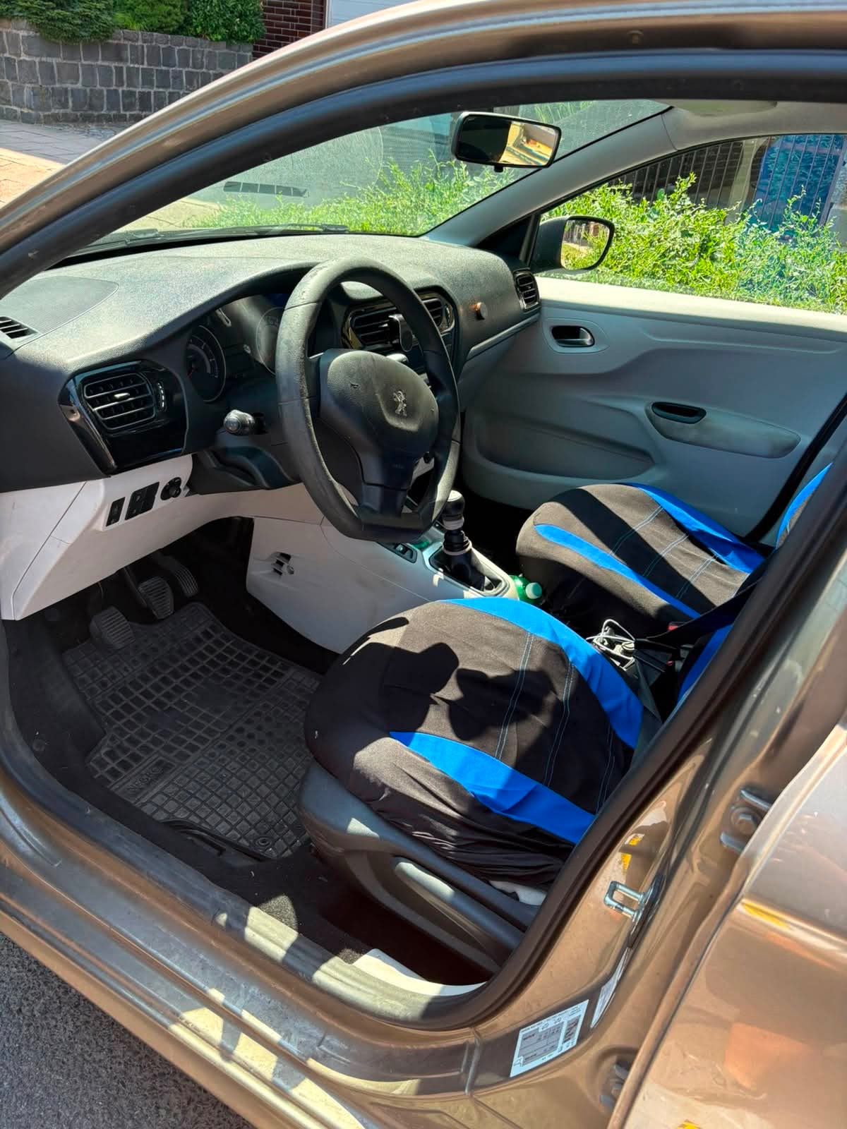 Peugeot 301, 1.5 - fotka 5