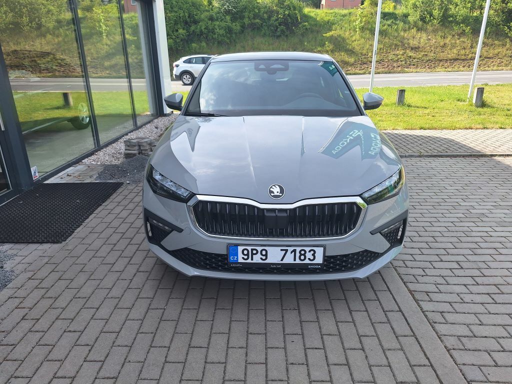 Škoda Scala, Top Selection 1,0TSI 85kW - fotka 4