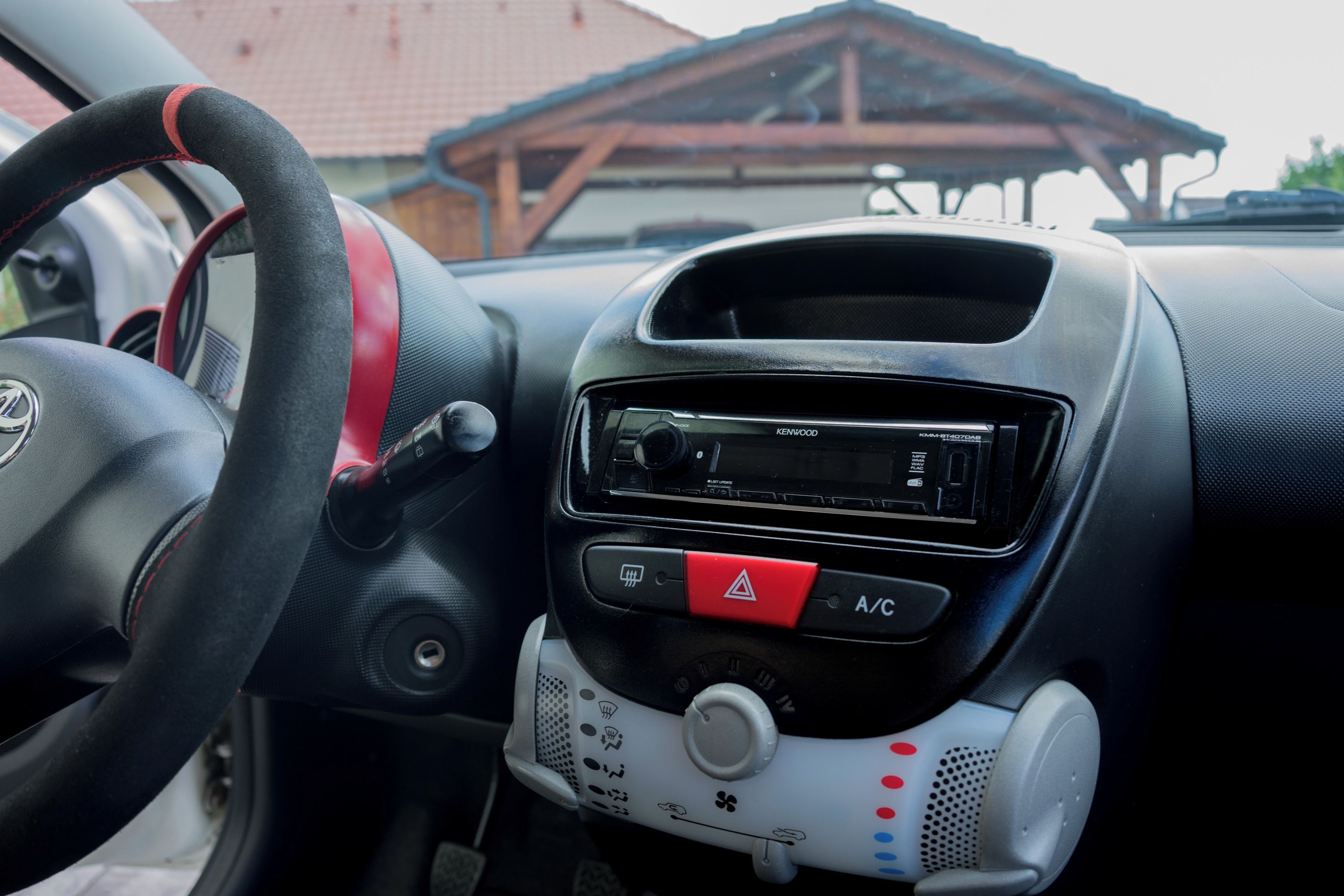 Toyota Aygo, 1.0, klima, nové pneu, STK - fotka 6
