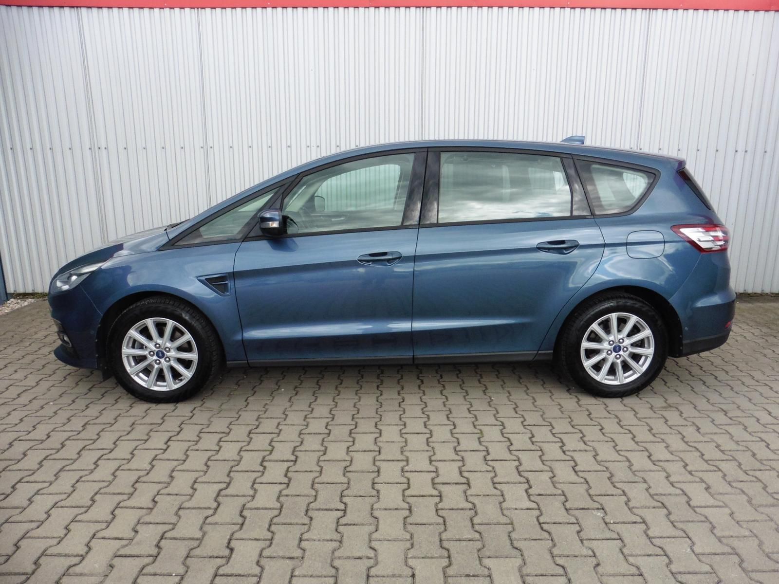 Ford S-MAX, 2.0 TDCi Titanium Navi 7.míst - fotka 6