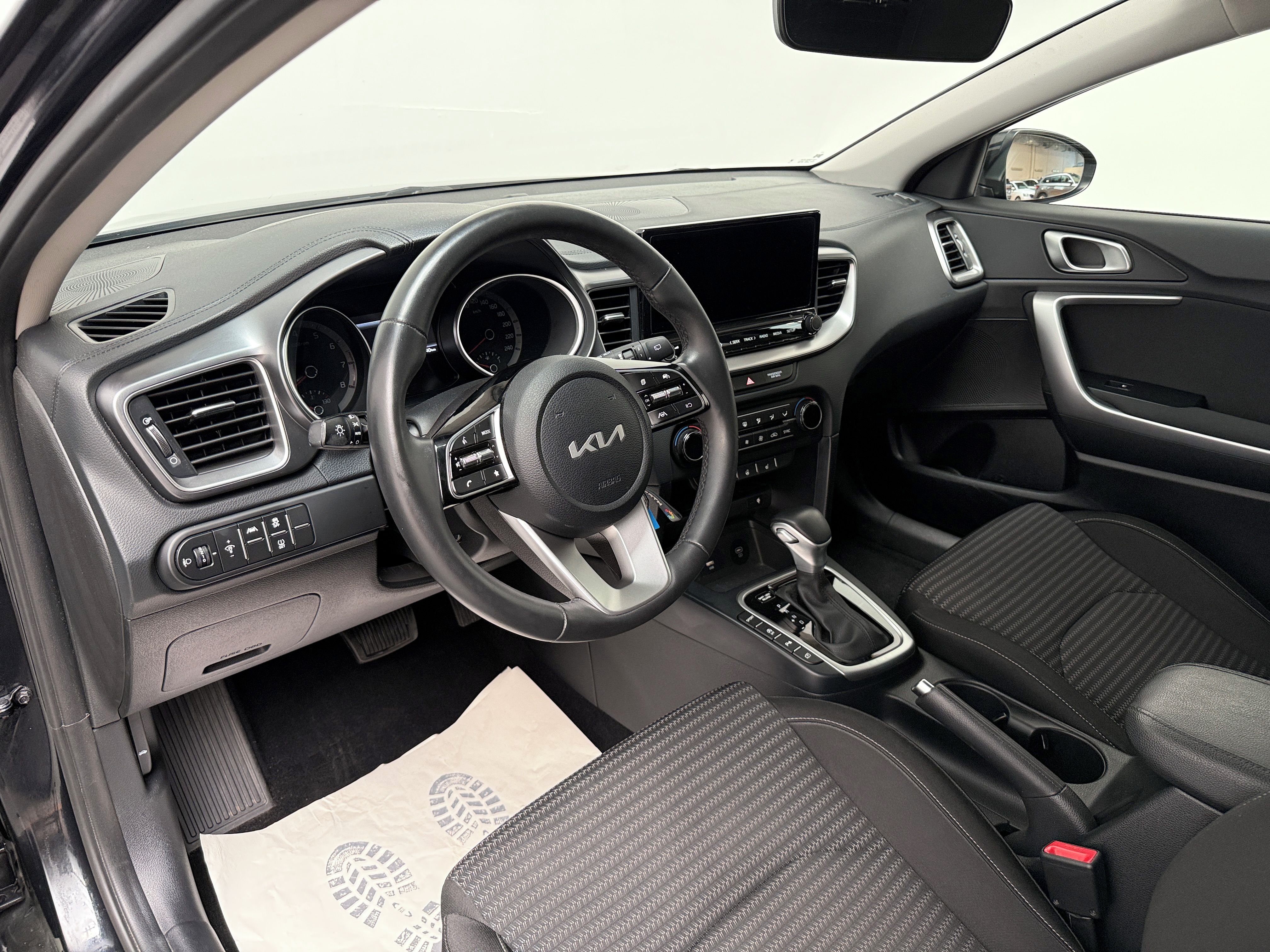 Kia Cee´d, 1.5 T-GDI 118kW Top SW DCT - fotka 5