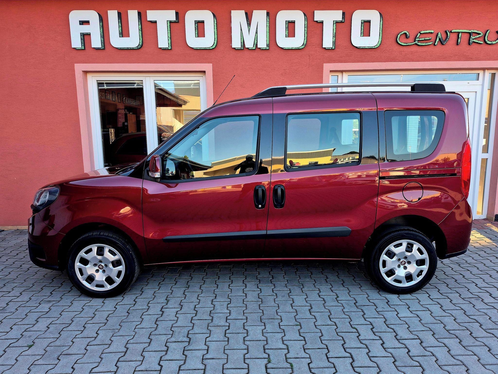 Fiat Dobló, 1.4 88kw T-JET SX - fotka 2
