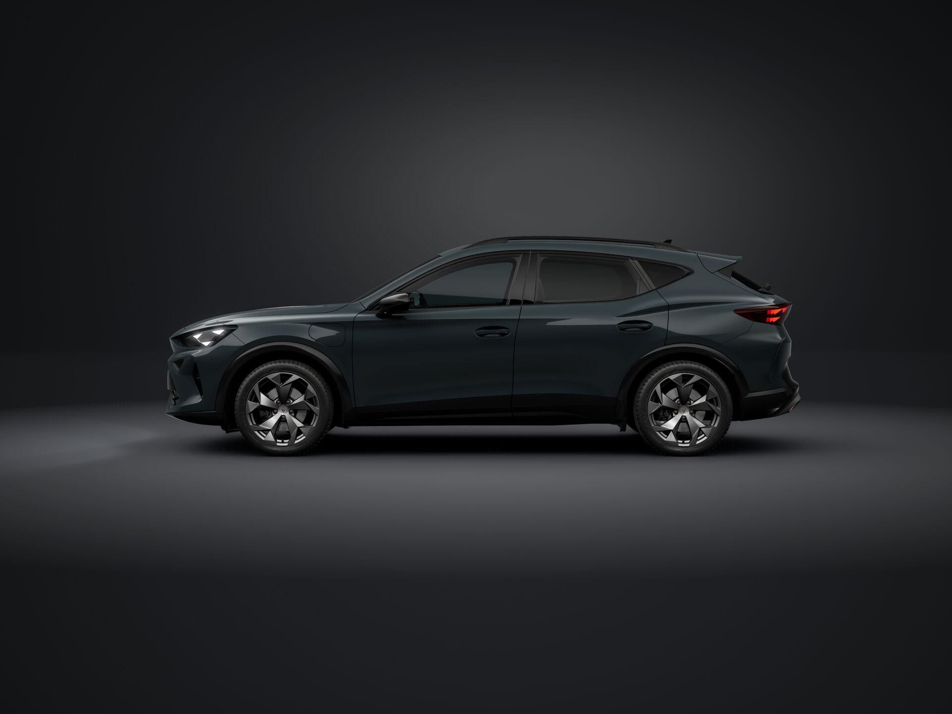 Cupra Formentor, 1.5 e-Hybrid / 150 kW - fotka 2