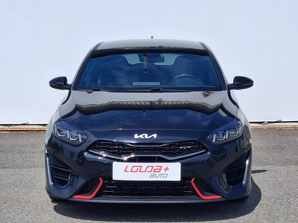 Kia ProCeed, GT 1.6 T-GDI 150 kW - fotka 4