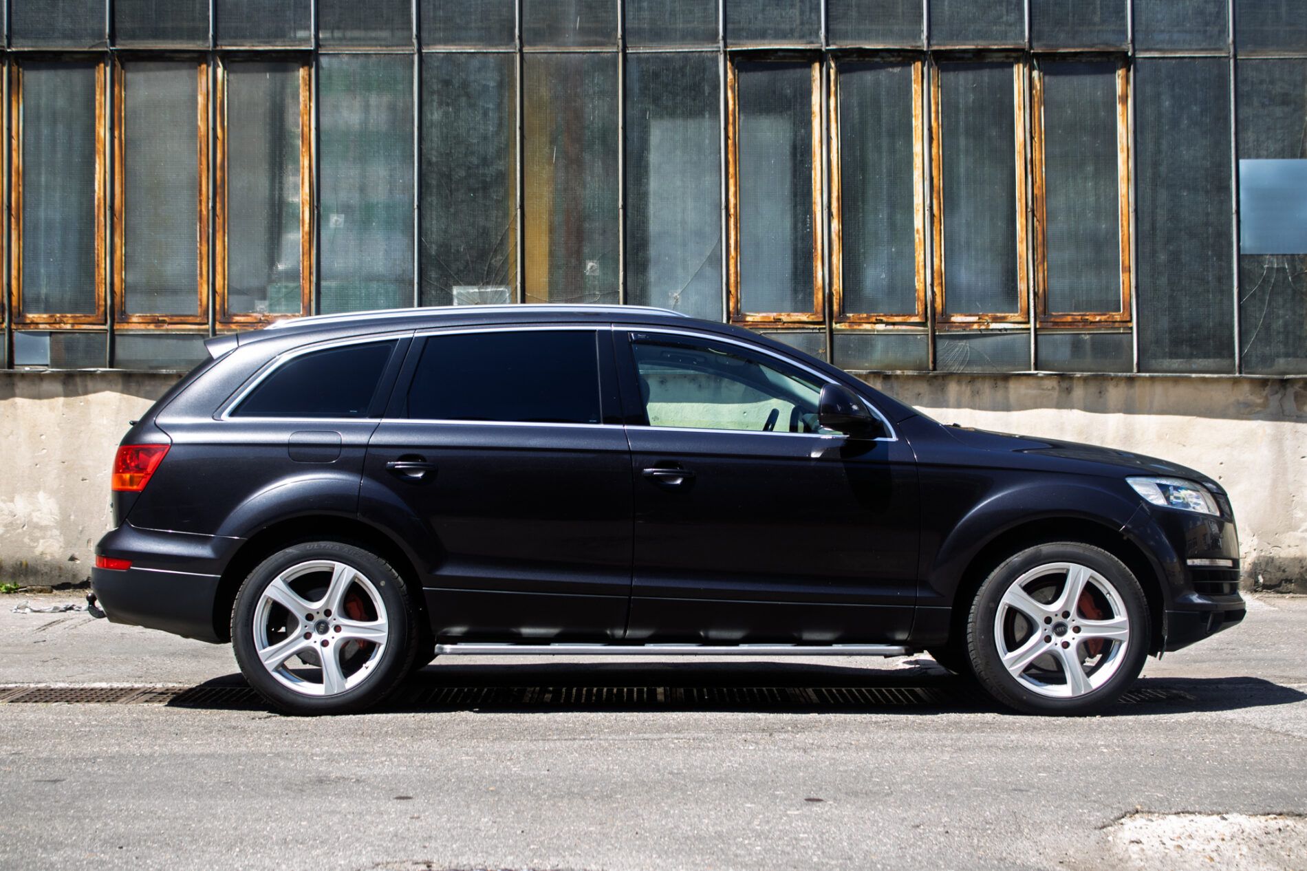 Audi Q7 - fotka 4