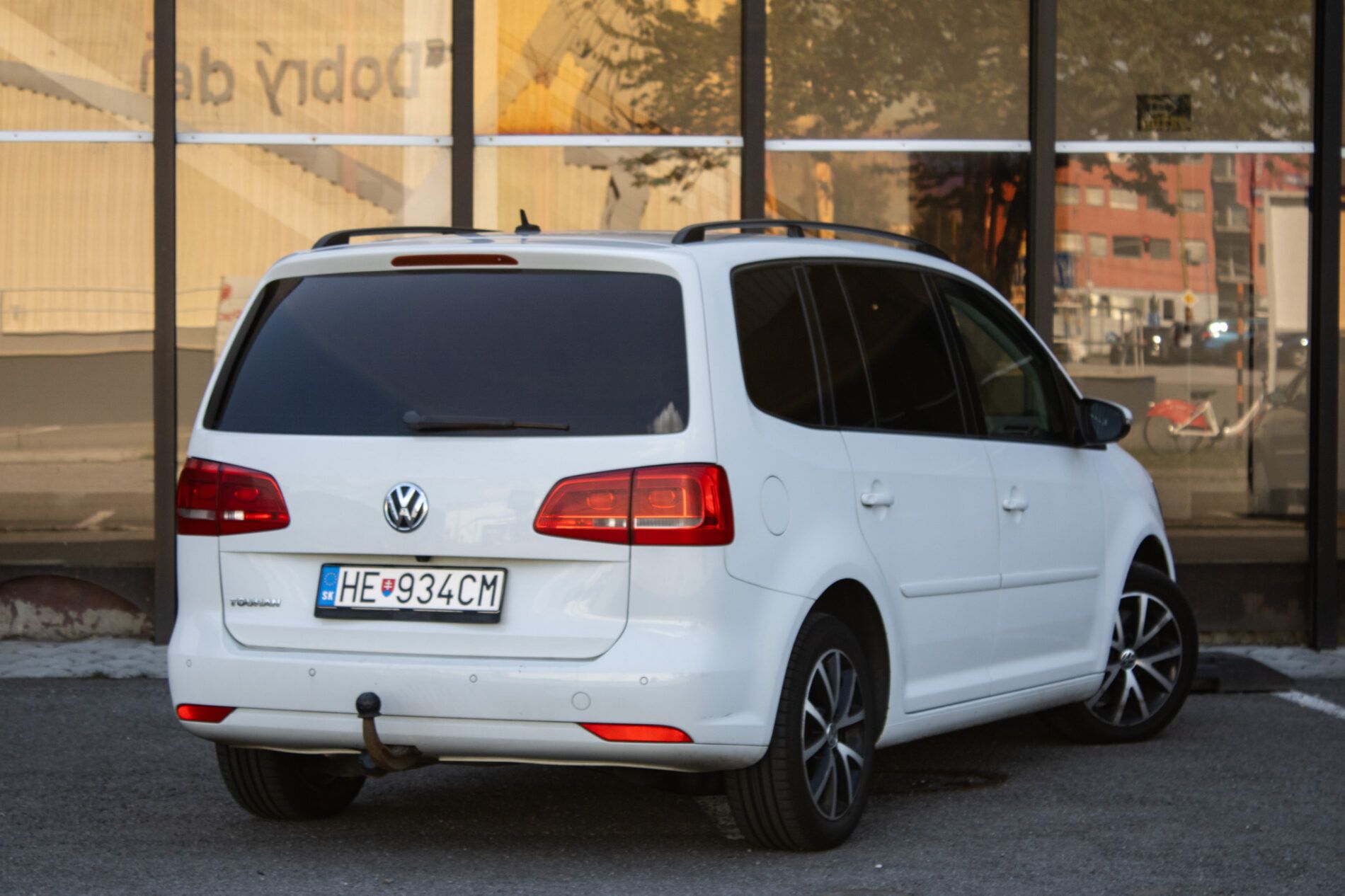 Volkswagen Touran - fotka 5
