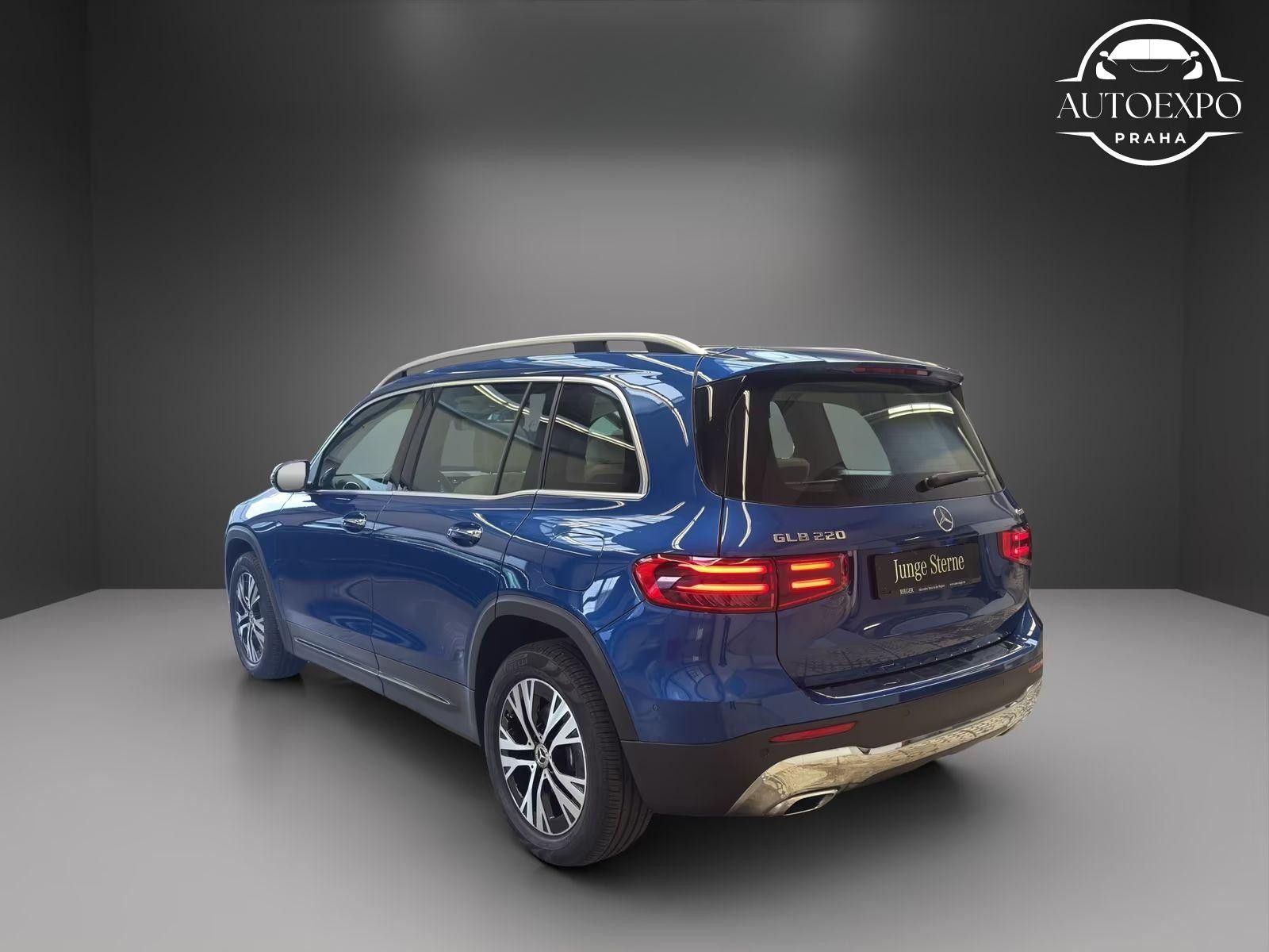 Mercedes-Benz GLB, 220 4Matic*PANORAMA*TAŽNÉ - fotka 5