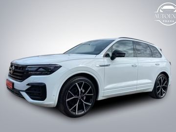 3.0 TDI R-Line Black*tažné*