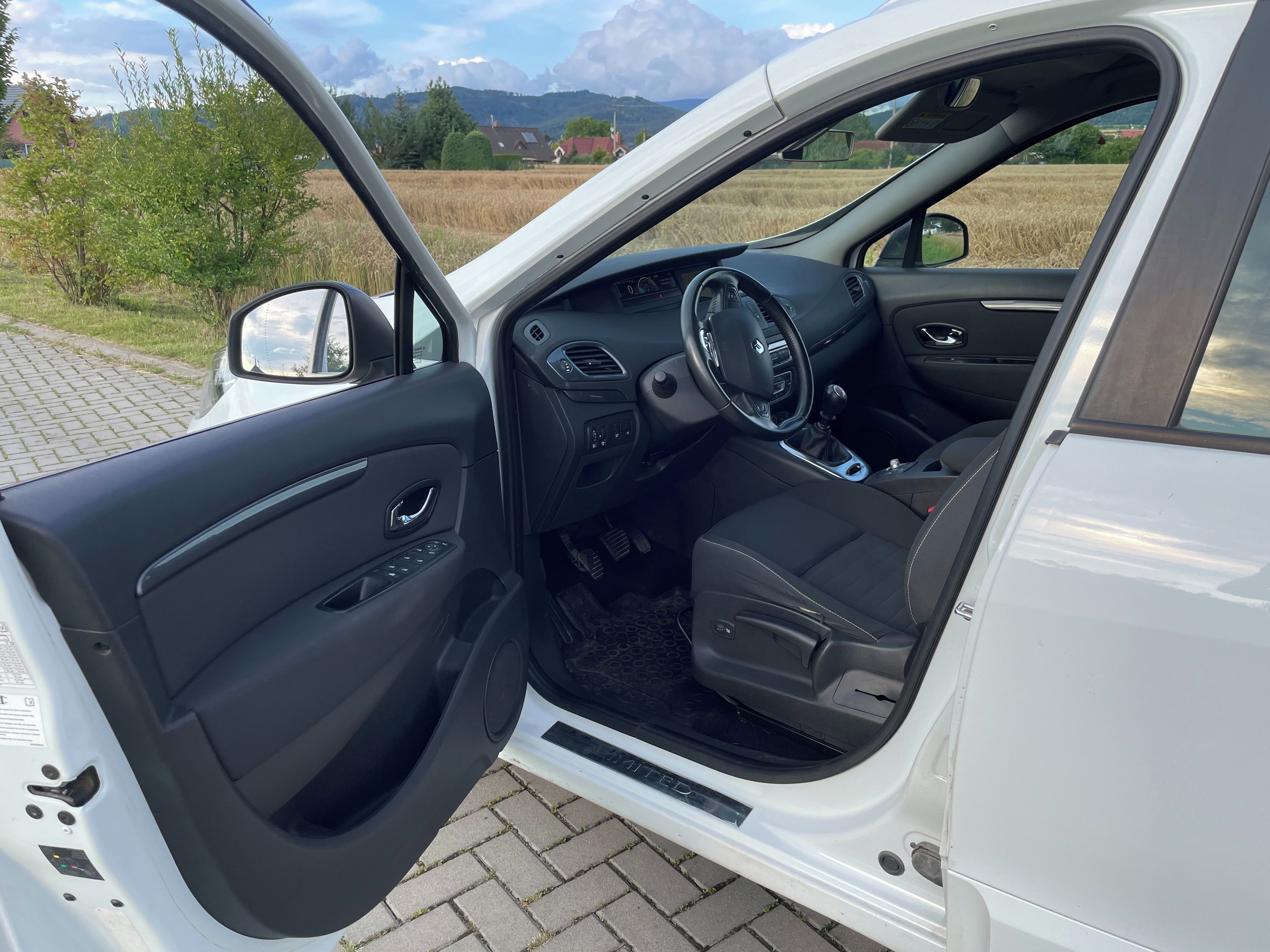 Renault Grand Scénic, Renault grand Scénic 1.6 DCI - fotka 4