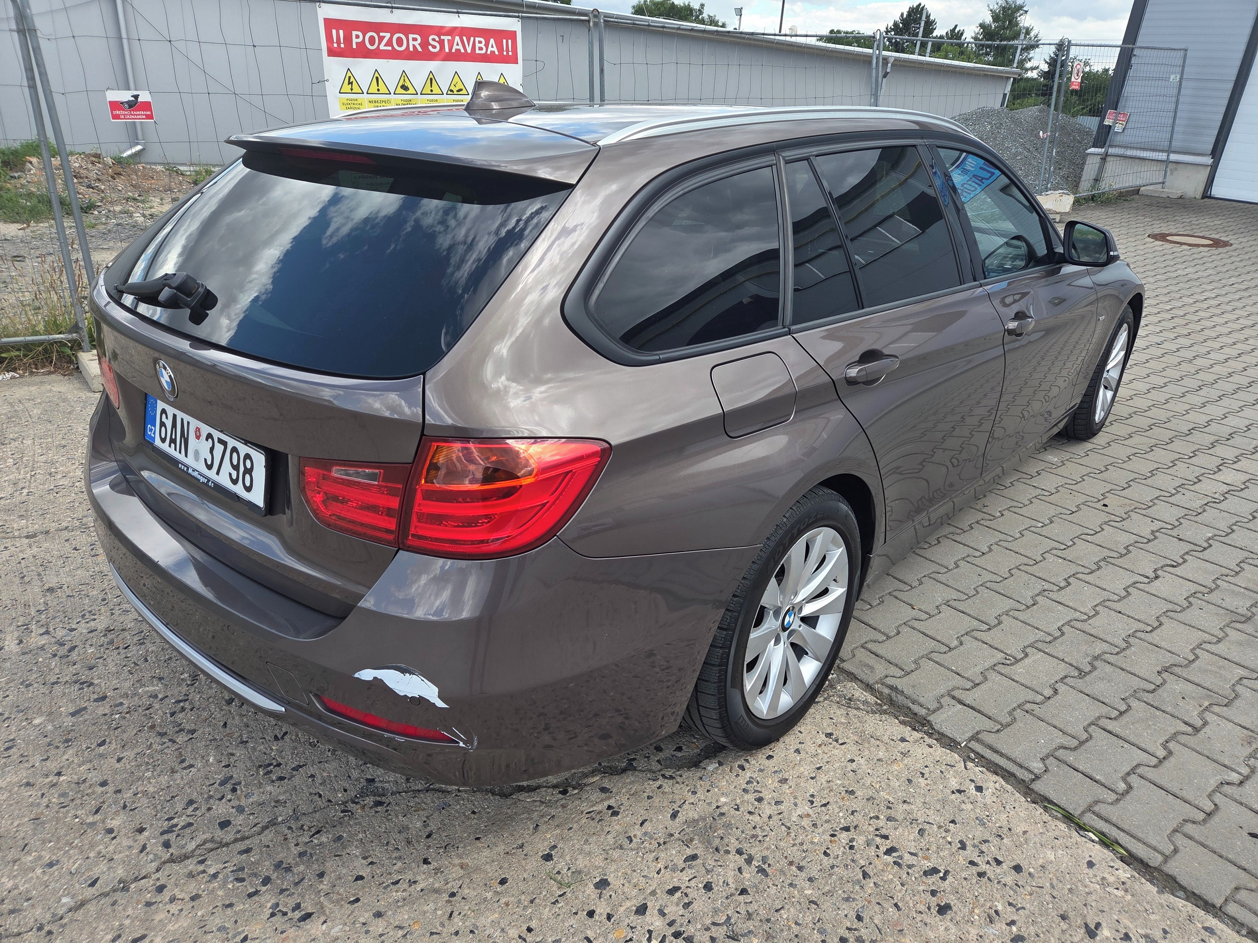 BMW Řada 3, 2.0 TDI - fotka 5