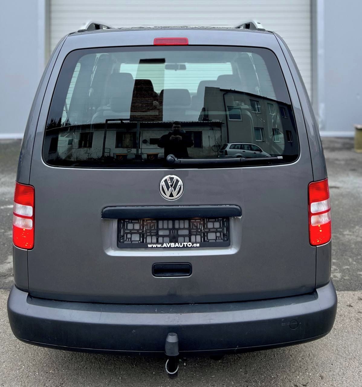 Volkswagen Caddy, 1.6 TDI DSG 2014 7 MÍST TAŽNÉ - fotka 4