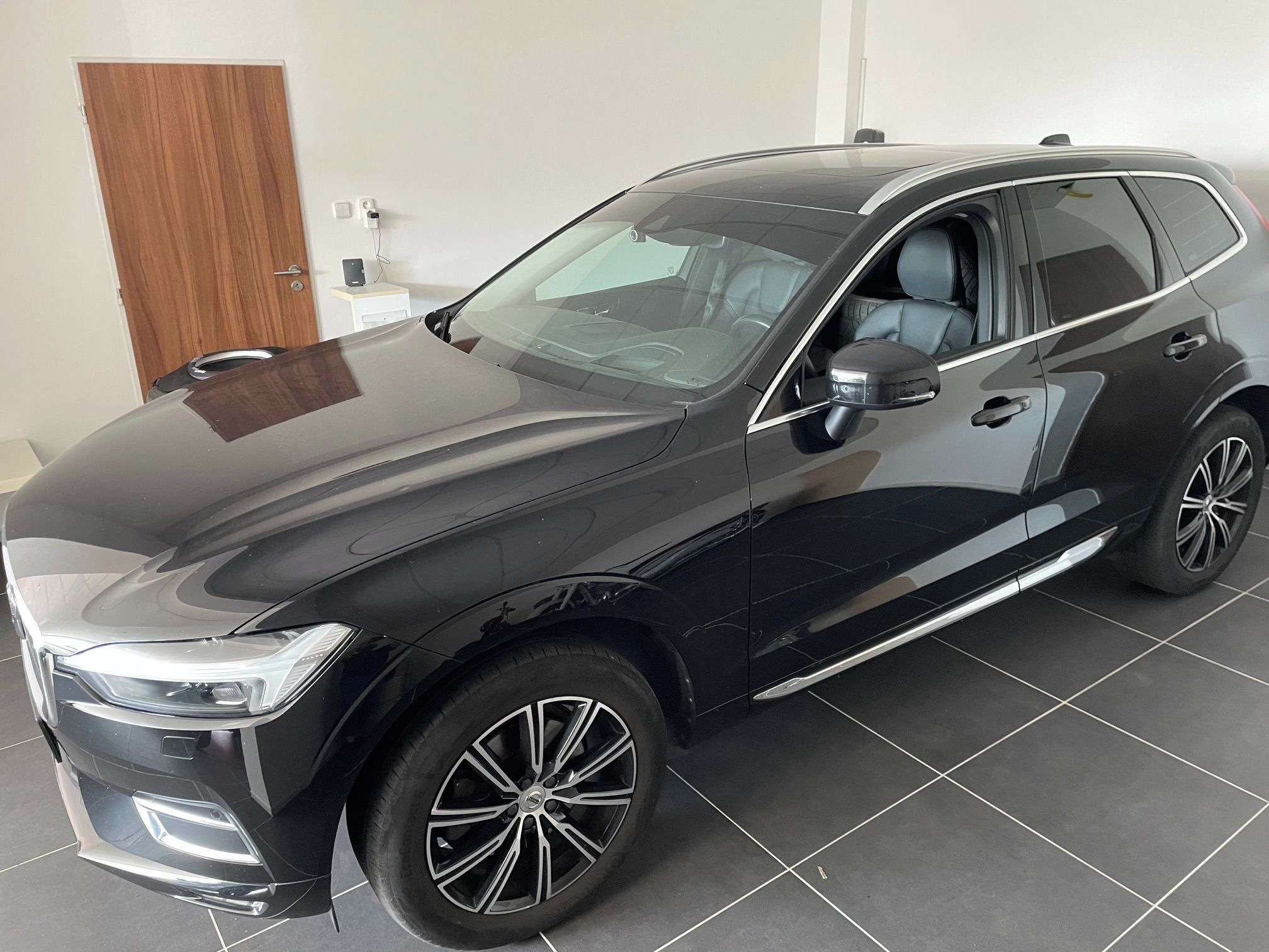 Volvo XC60 - fotka 2