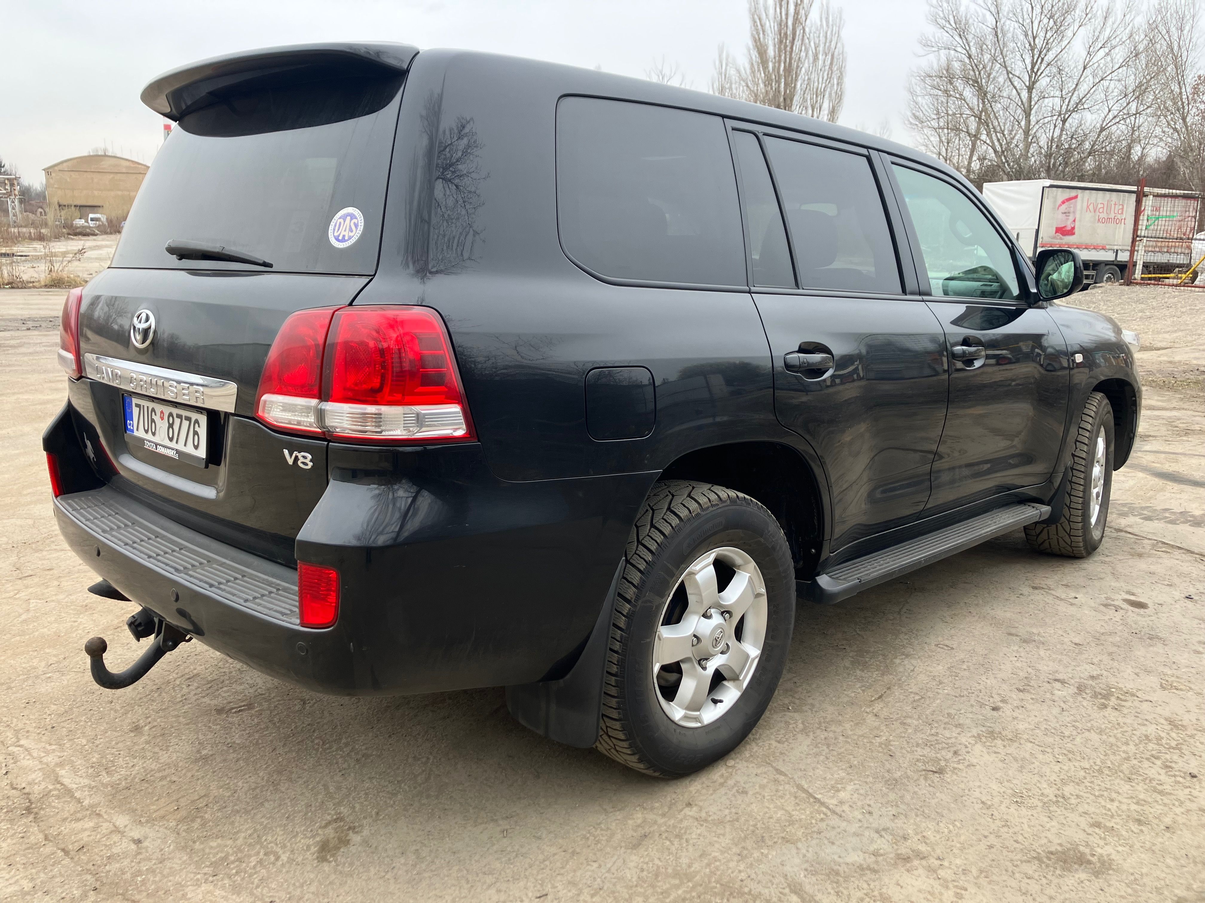 Toyota Land Cruiser, Toyota Land Cruiser 200 V8 TD - fotka 2