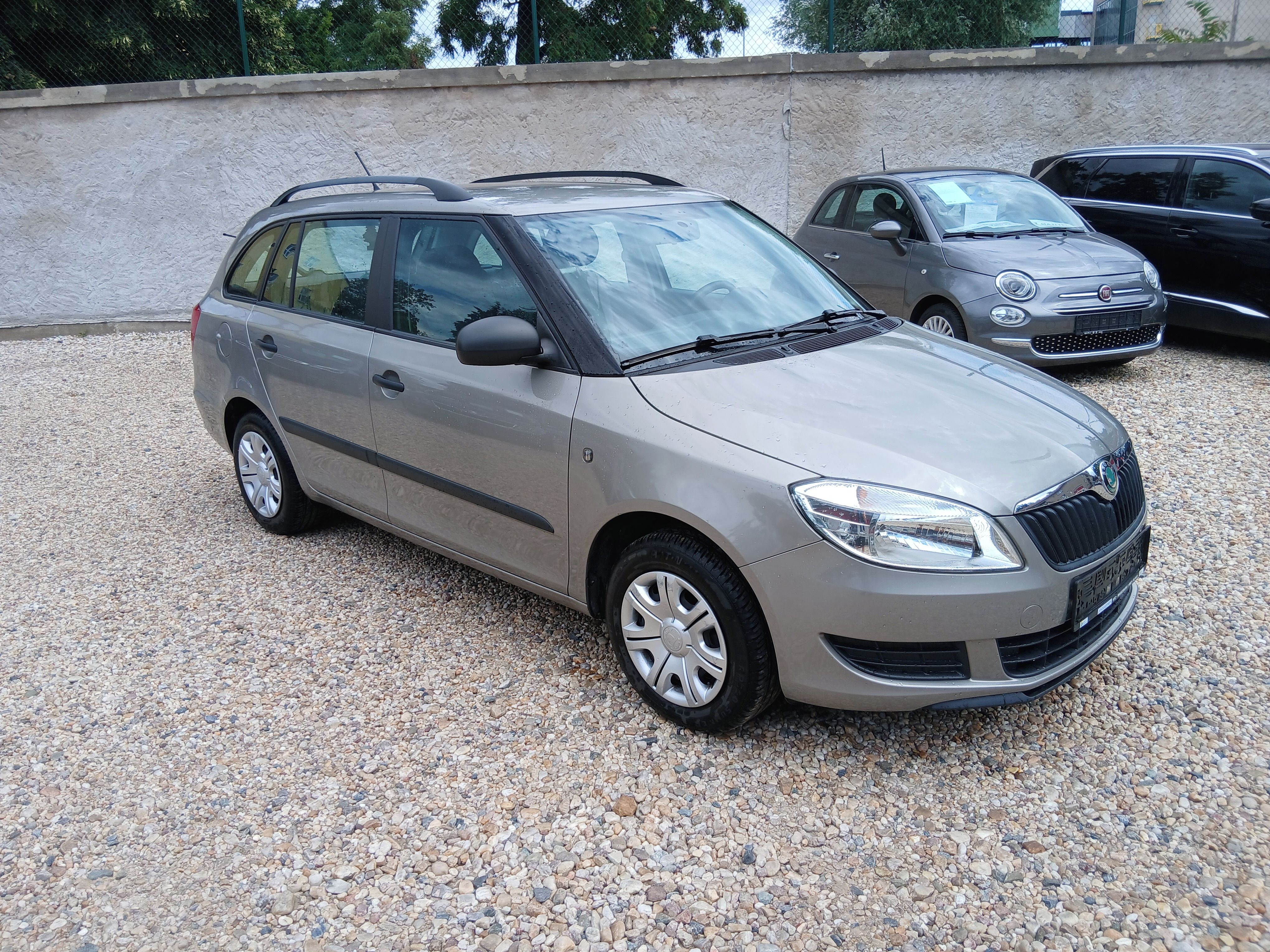 Škoda Fabia, 1.2TSi 63KW Klima S.Kniha+Kola - fotka 3