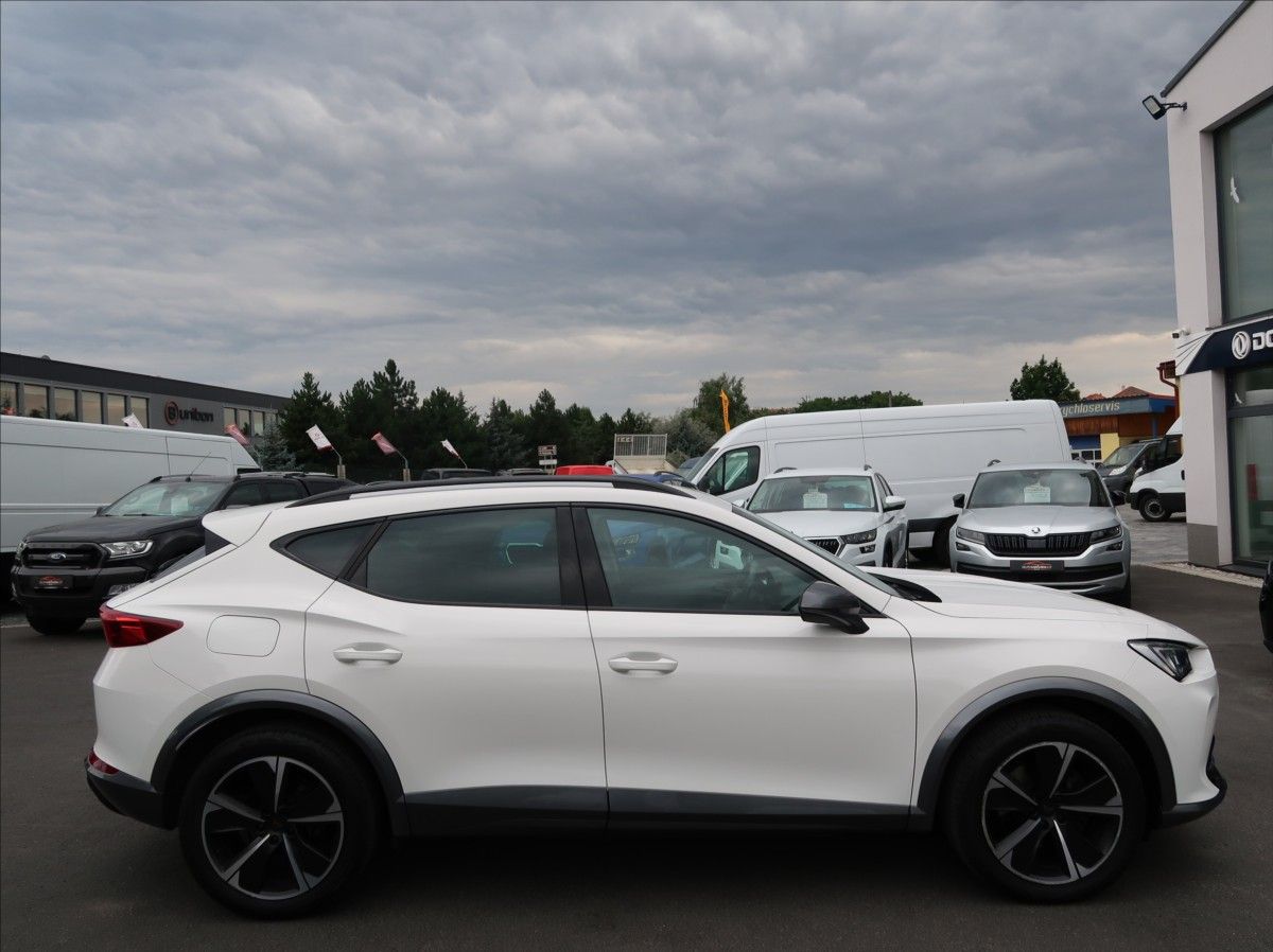 Cupra Formentor, 1,4 TSi,150kW,e-Hybrid,DPH - fotka 4