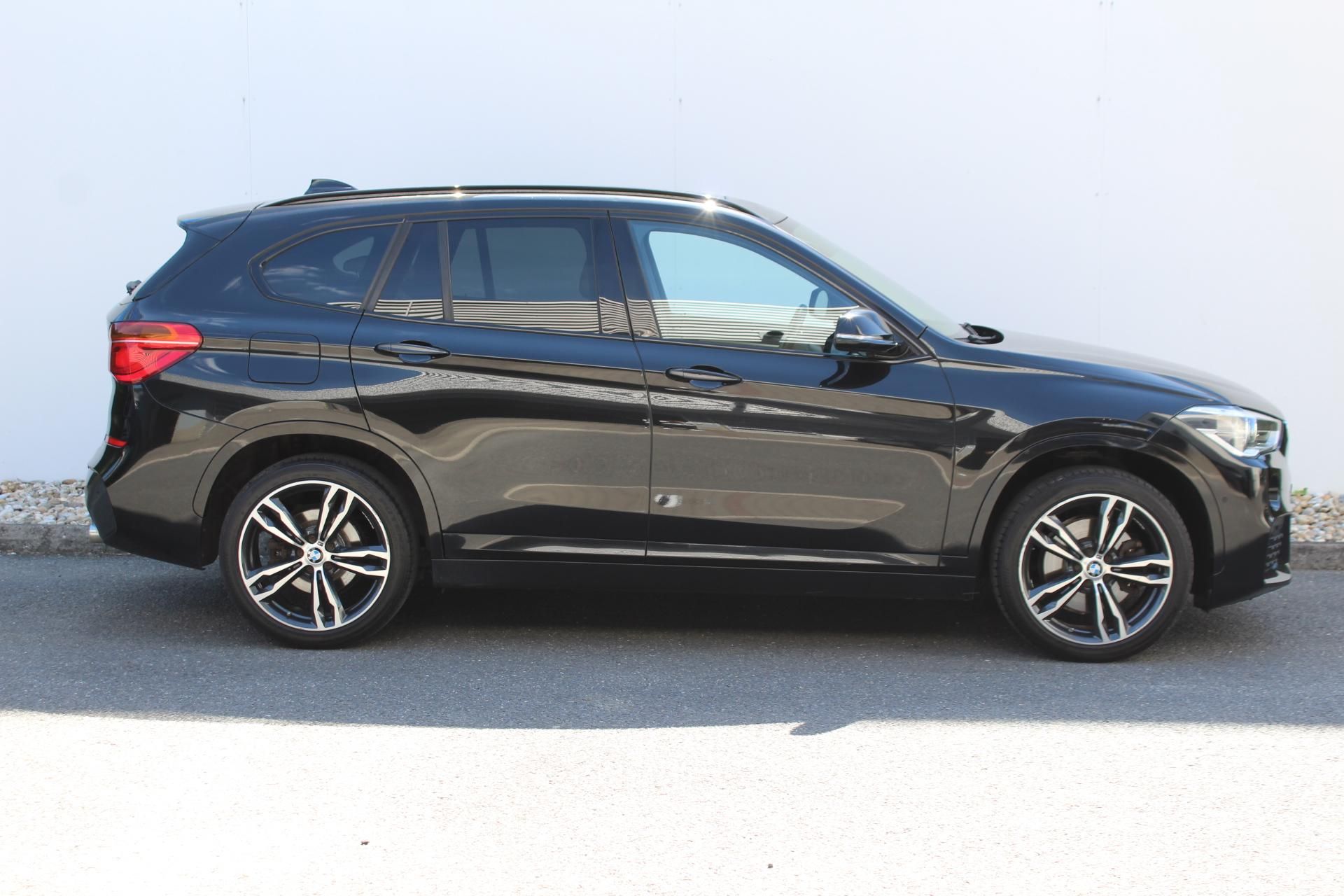 BMW X1, xDrive25d - fotka 3
